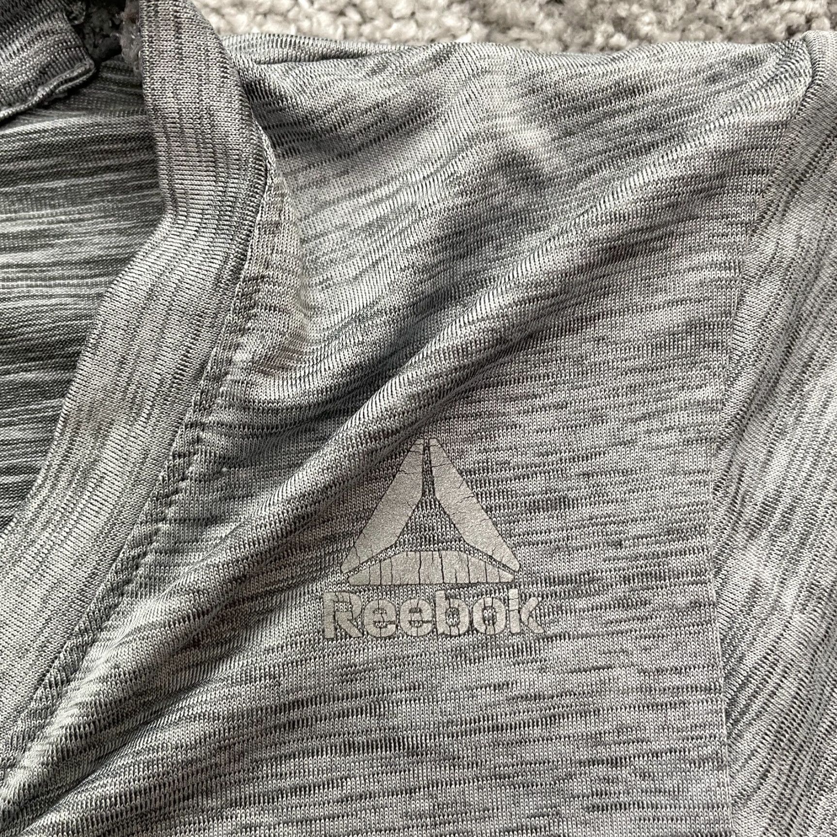Reebok Reebok Active Top Womens Large Gray Short Sleeve Round Neck Athletic Gym Yoga Size L / US 10 / IT 46 - 6 Thumbnail