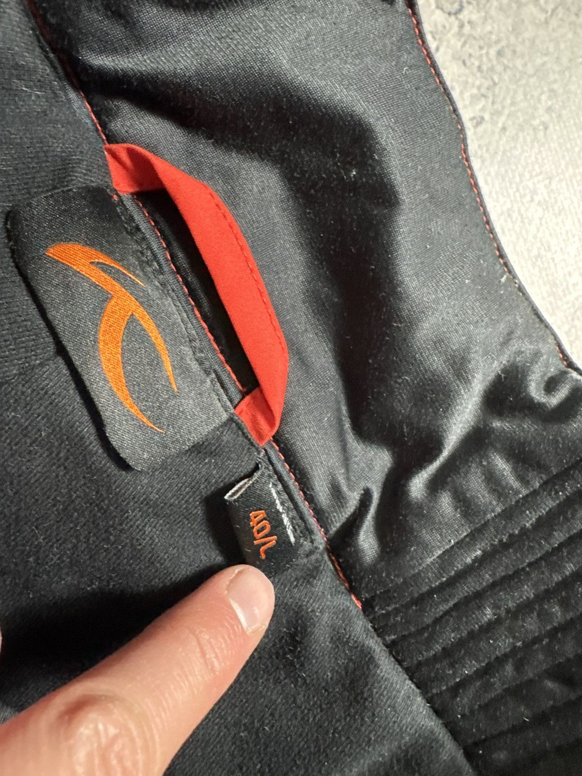 KJUS Kjus Formula Ski Pants Outdoor Size L Size 27" / US 4 / IT 40 - 7 Thumbnail