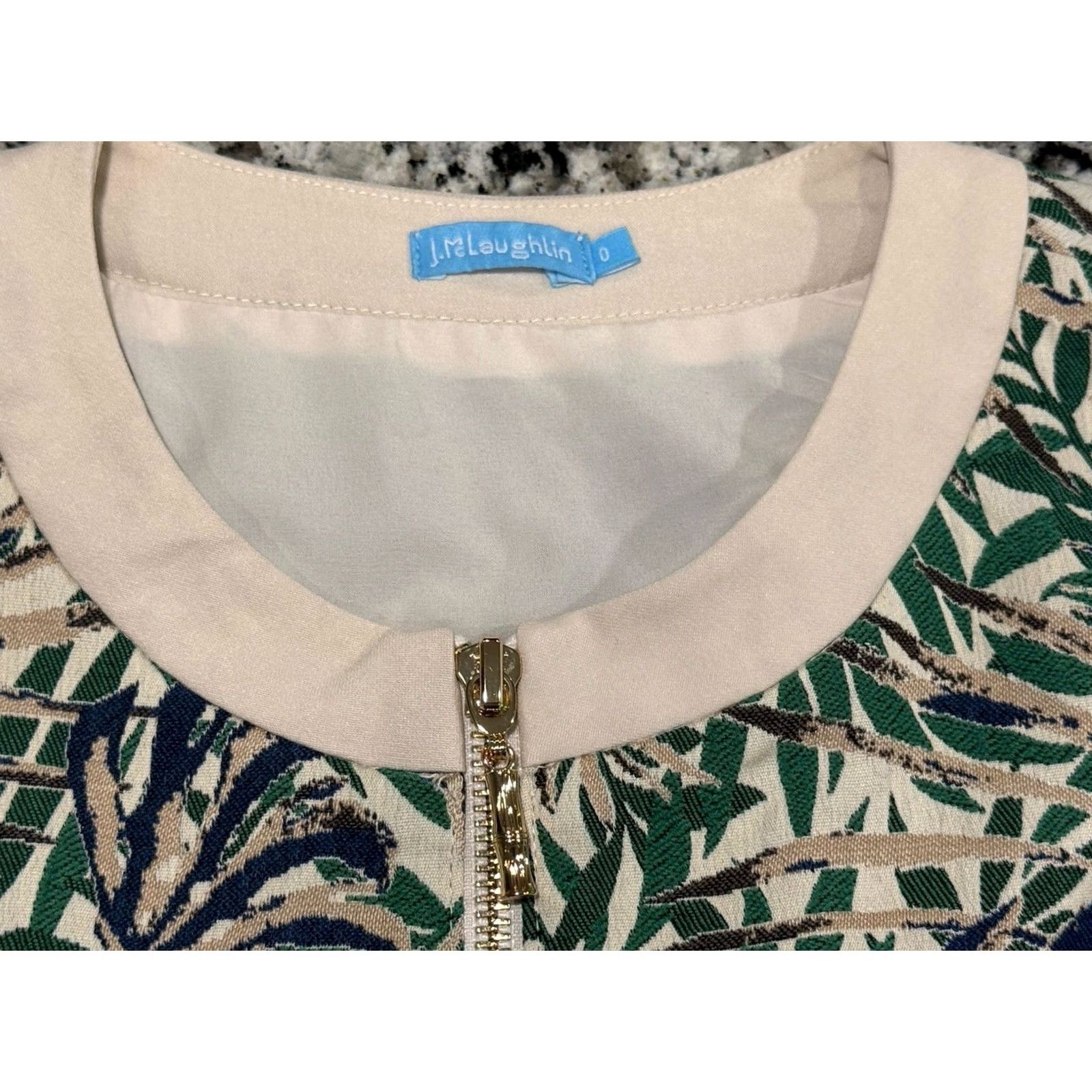 J.McLaughlin J. McLaughlin Sleeveless Botanical Jacquard Sandra Dress Pencil Dress Size 0 Multicolor Women Knee Length EUC Size XS / US 0-2 / IT 36-38 - 3 Thumbnail