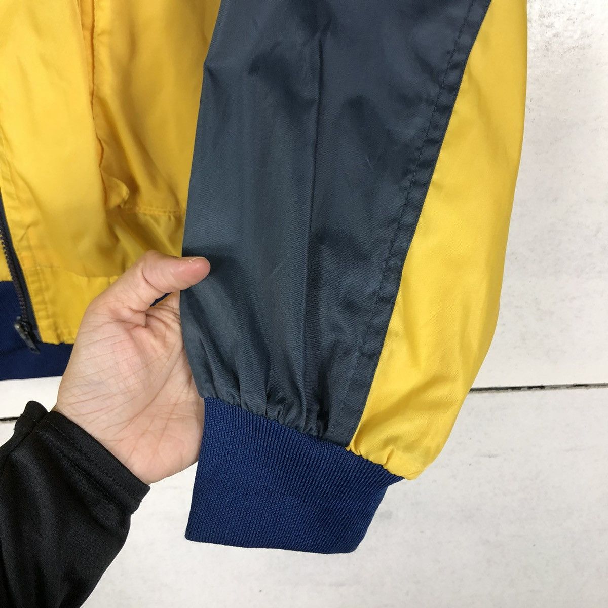 Vintage 🔥VINTAGE BOMBER JACKET BENETTON FORMULA 1 RACING TEAM Size US M / EU 48-50 / 2 - 15 Thumbnail