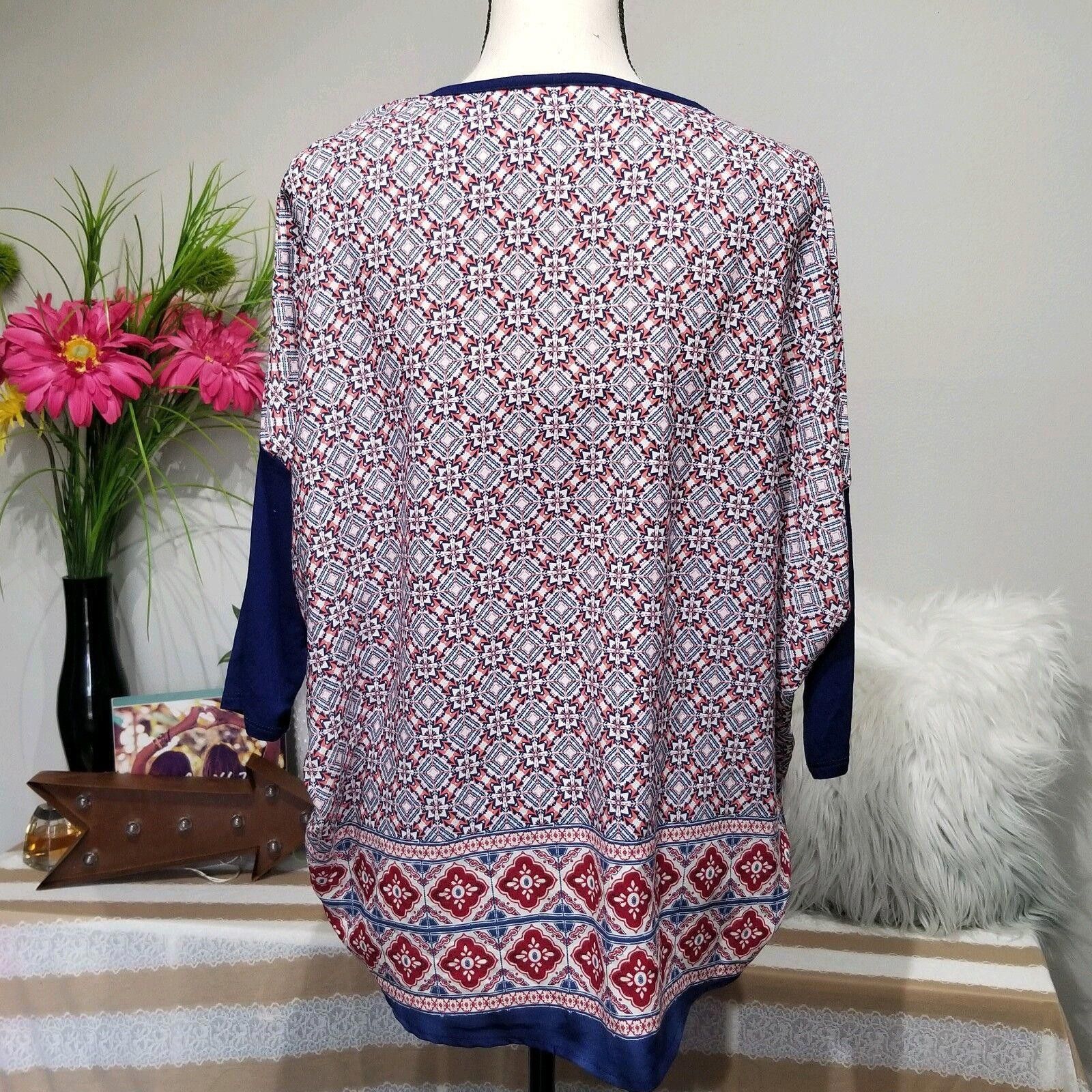 Designer Magnolia South Top Size Small Dolman 3/4 Sleeves Geometric Size S / US 4 / IT 40 - 2 Thumbnail
