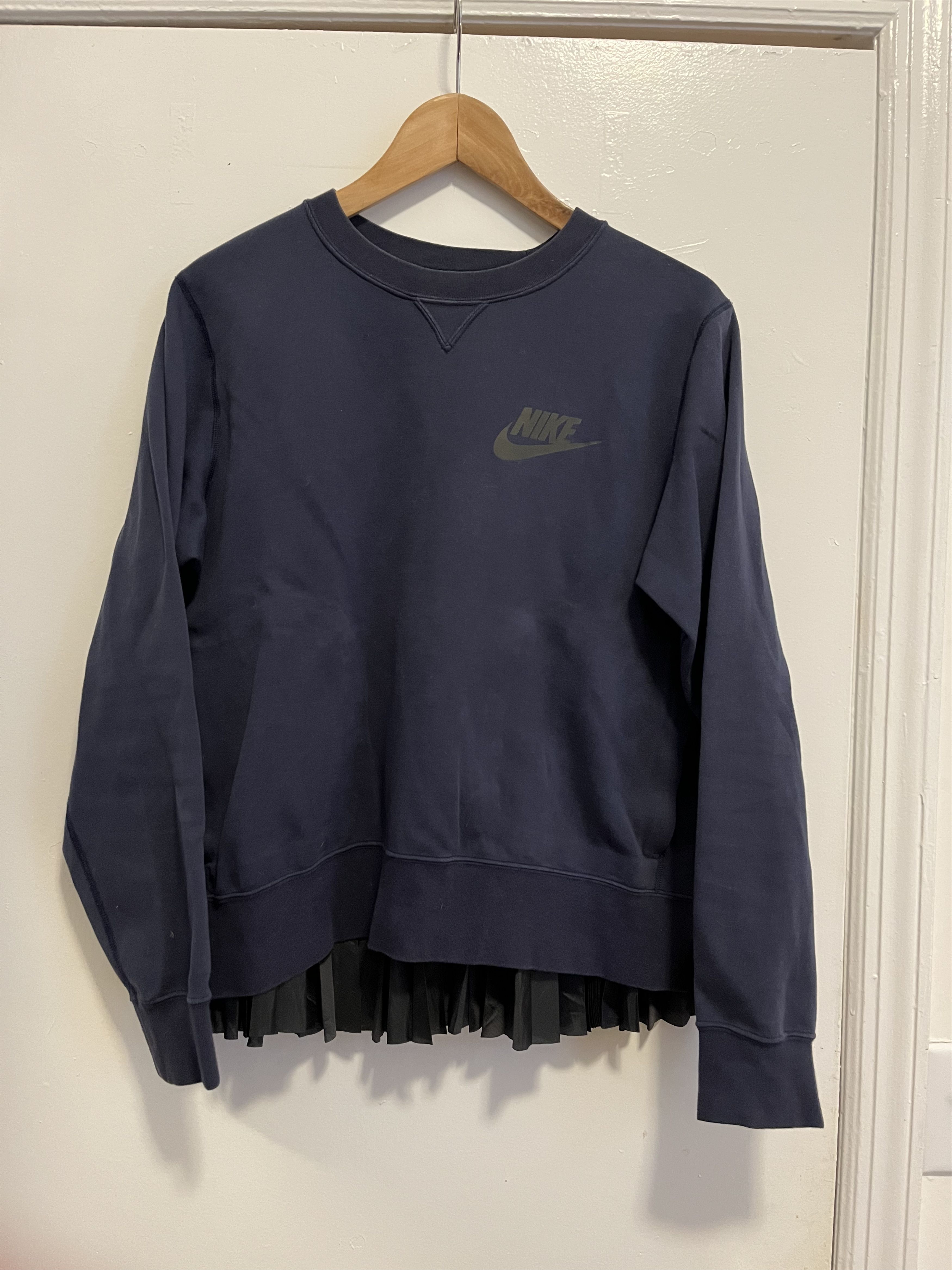 Nike × Sacai Nike x sacai Pleated Crewneck Sweatshirt Size M / US 6-8 / IT 42-44 - 3 Thumbnail