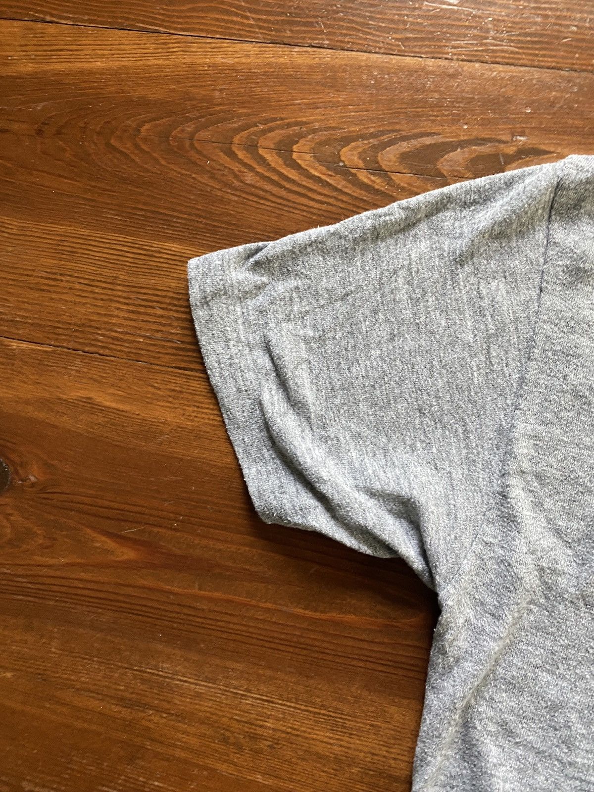 Vintage Vintage 80’s Iowa State Cropped Single Stitch Gray Tee Size US L / EU 52-54 / 3 - 9 Thumbnail
