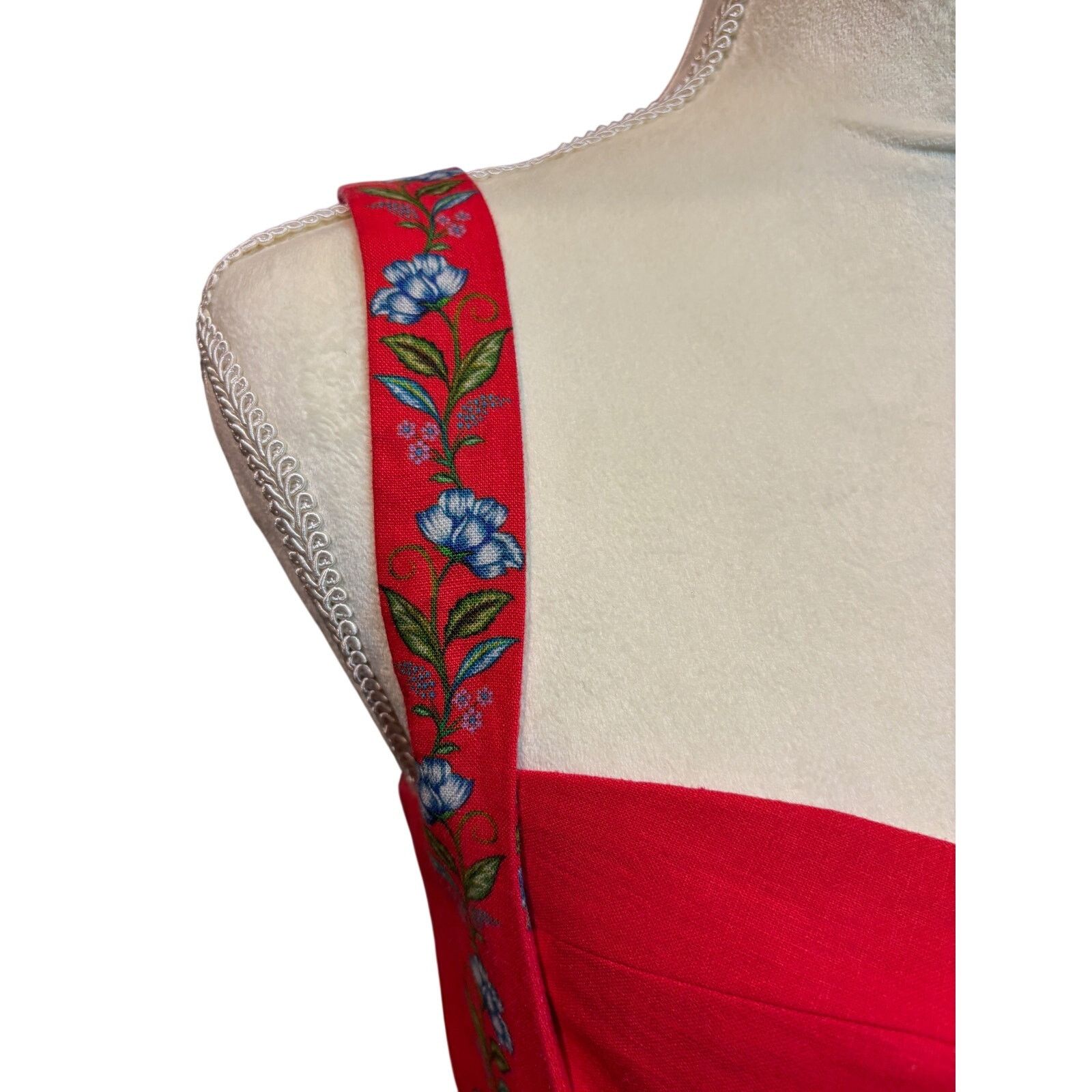 Farm Rio BNWT Farm Rio Sweet Bloom Bouquet Red Mini Dress Size XL Size XL / US 12-14 / IT 48-50 - 7 Thumbnail