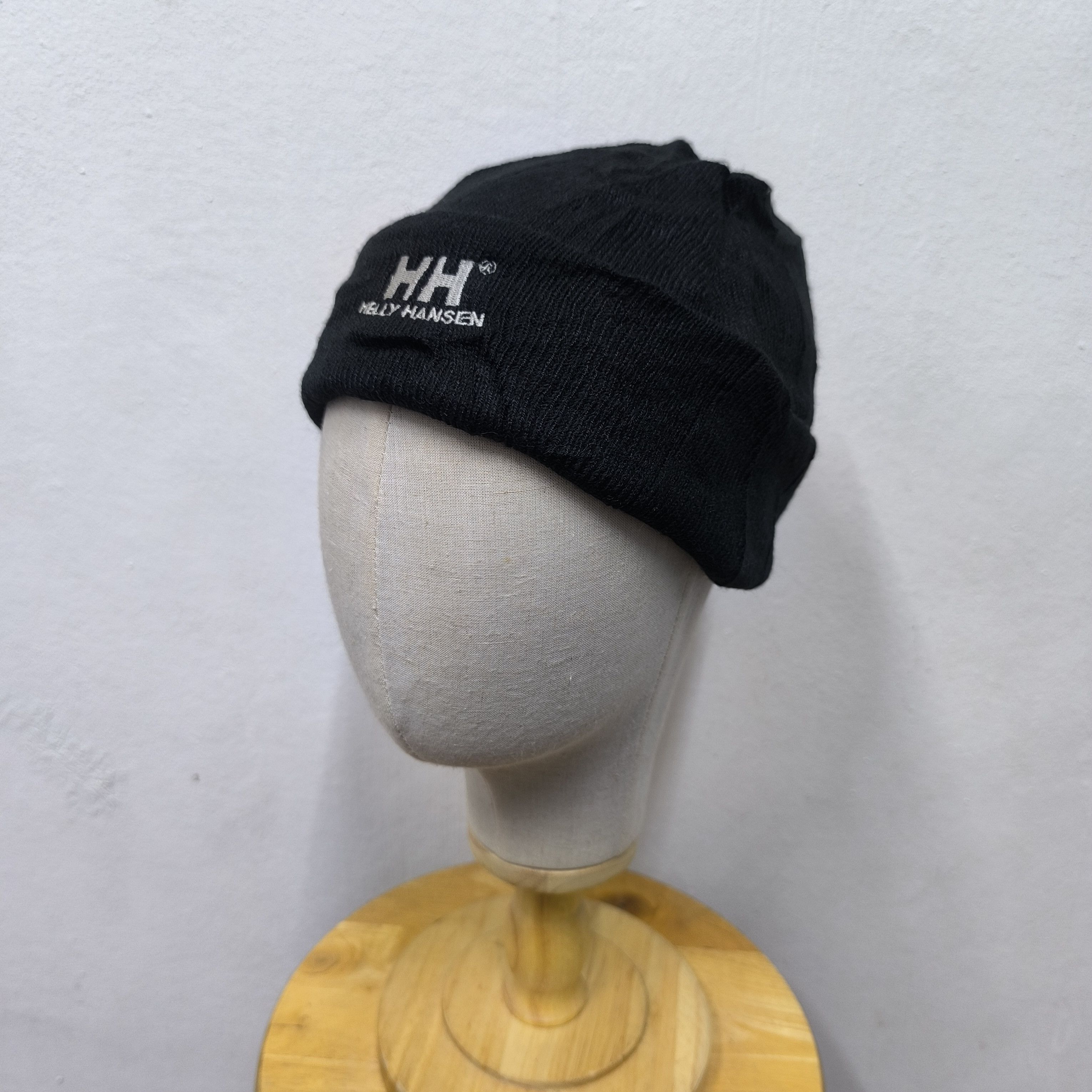 Helly Hansen 💥 Helly hansen iconic logo short beanie hat Size ONE SIZE - 2 Thumbnail