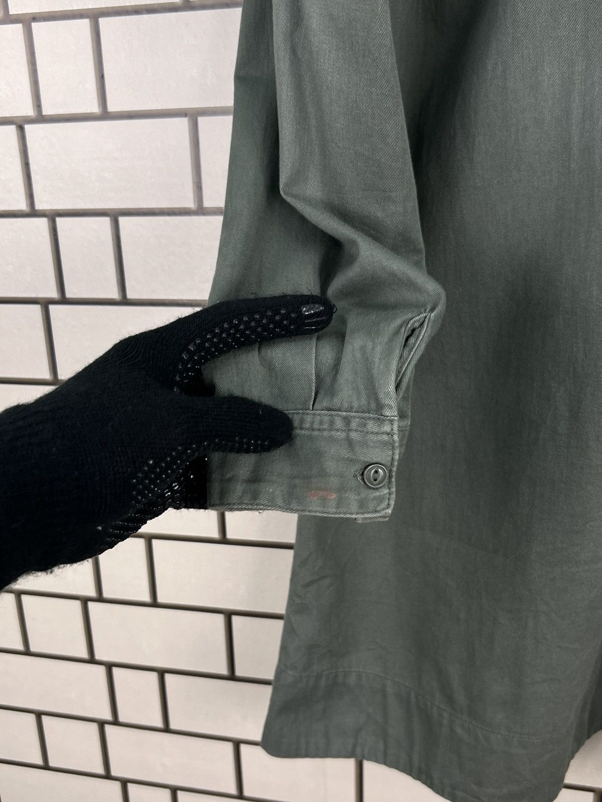 Japanese Brand Chip Clip Military Style Multipocket Longsleeve Shirt Size US M / EU 48-50 / 2 - 13 Thumbnail