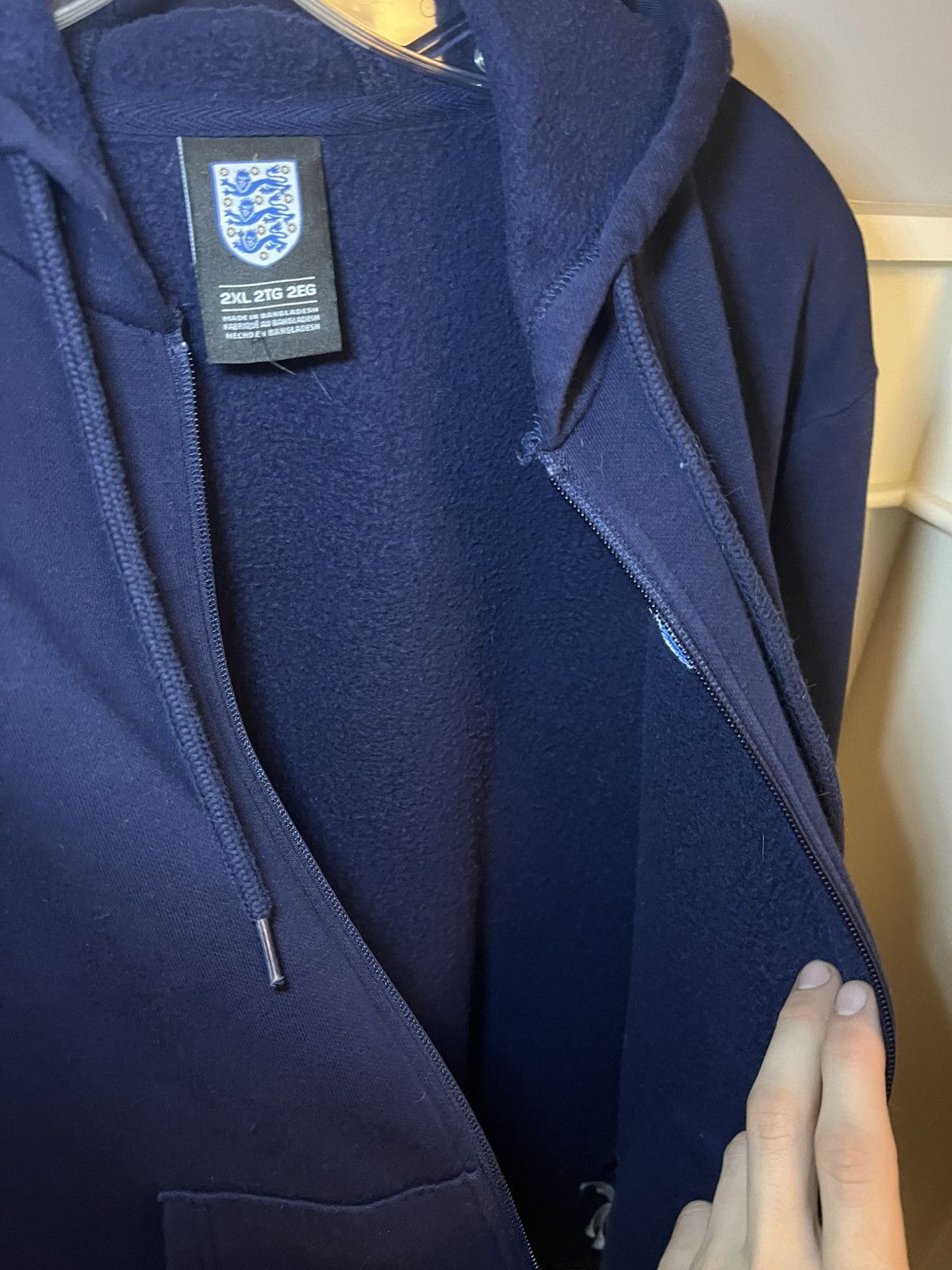 Vintage Vintage England football crest soccer zip-up hoodie Size US L / EU 52-54 / 3 - 6 Thumbnail