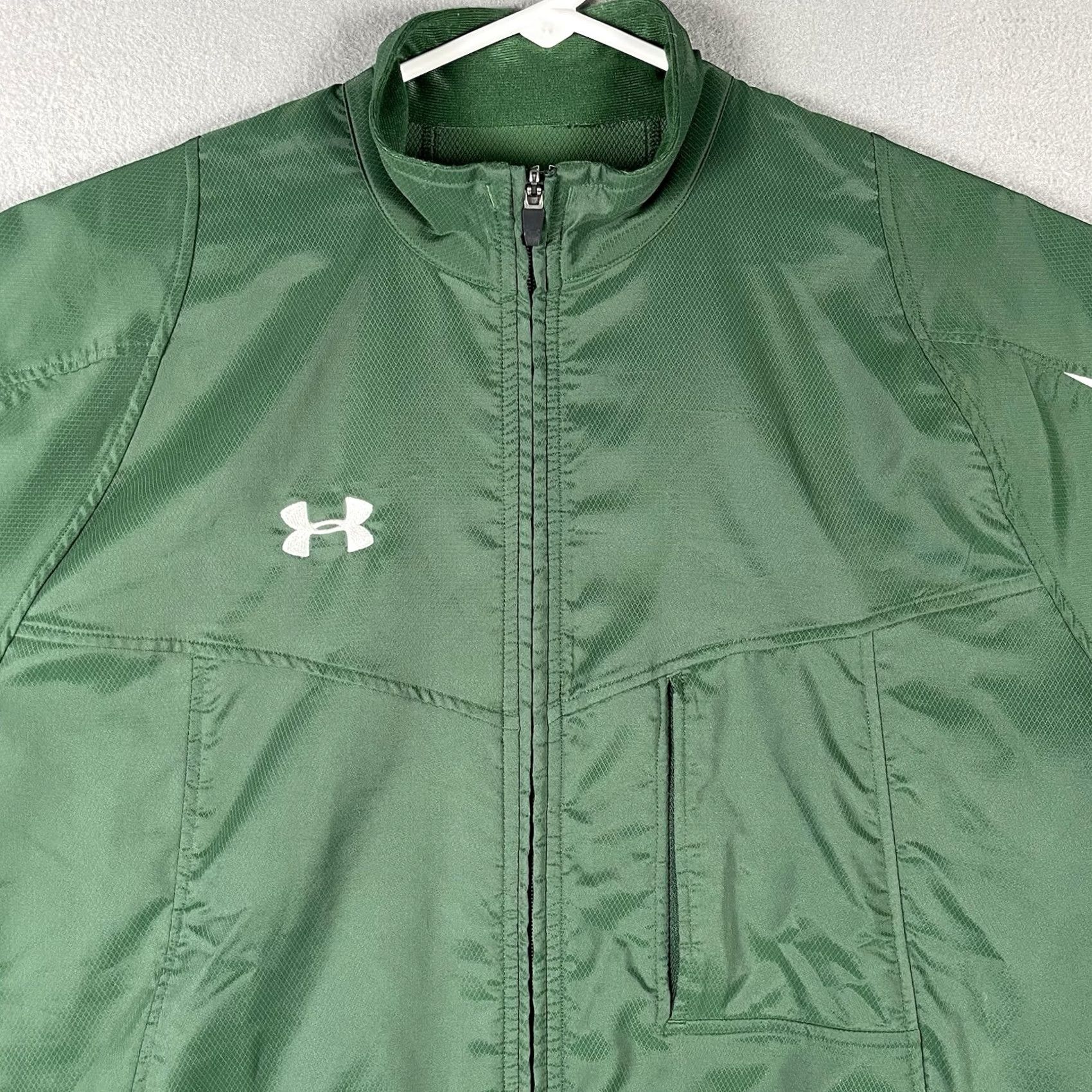 Under Armour Under Armour Jacket Mens Medium Green White Full Zip Athletic All Seasons Gear Size US M / EU 48-50 / 2 - 2 Thumbnail