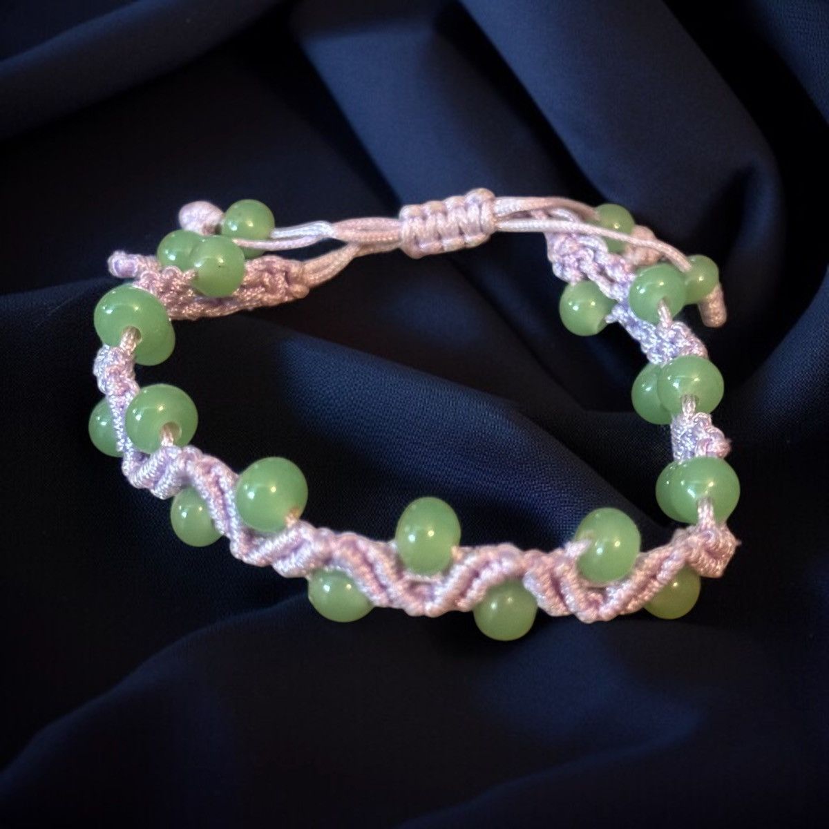 Other Adjustable woven chrysolite bead bracelet Size ONE SIZE - 1 Thumbnail