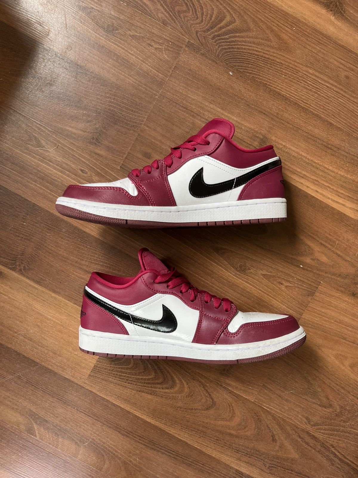 Jordan Brand × Nike Air Jordan 1 Low Size US 8 / EU 41 - 8 Thumbnail