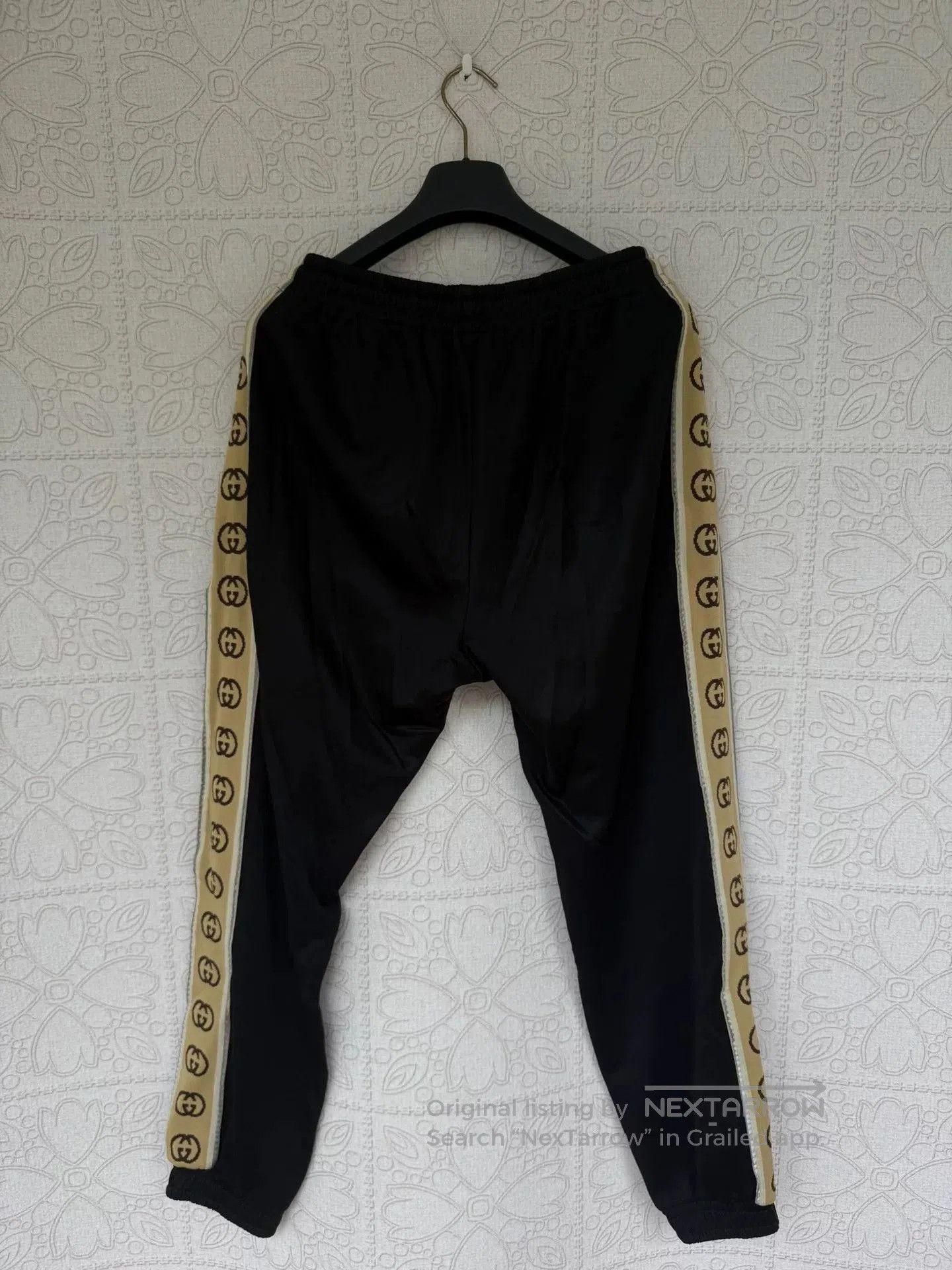 Gucci gucci reflective logo track pants size m. Size US 38 / EU 54 - 2 Thumbnail