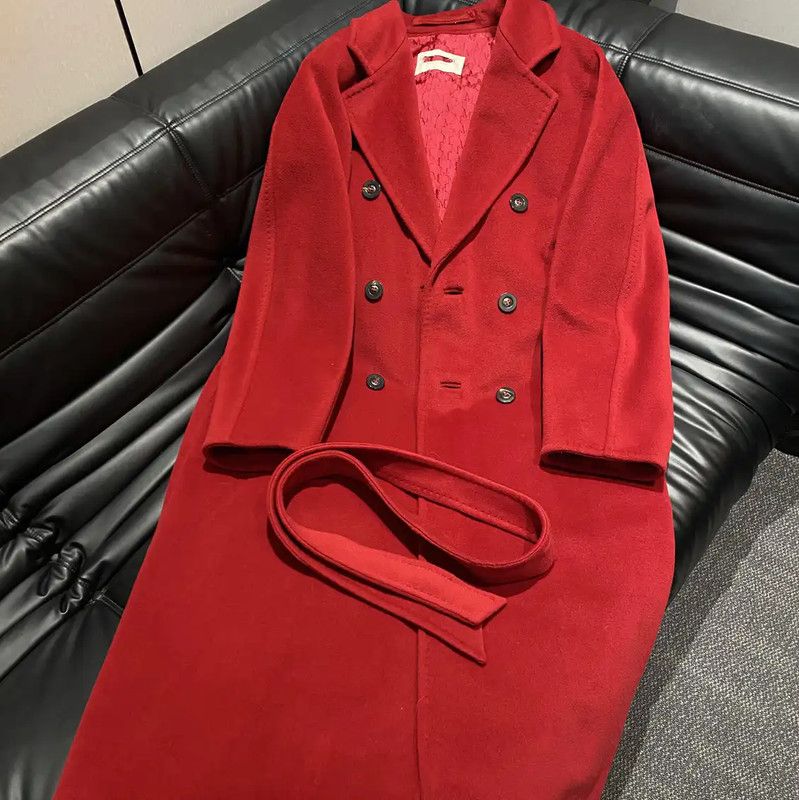 Max Mara MaxMara Red Cashmere Winter Coat for Women 0089 Size M / US 6-8 / IT 42-44 - 1 Thumbnail