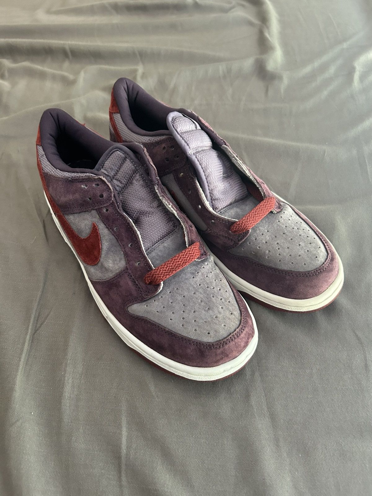 Nike Nike Dunk Low Pro B - Plum 2001 Size US 10 / EU 43 - 1 Thumbnail