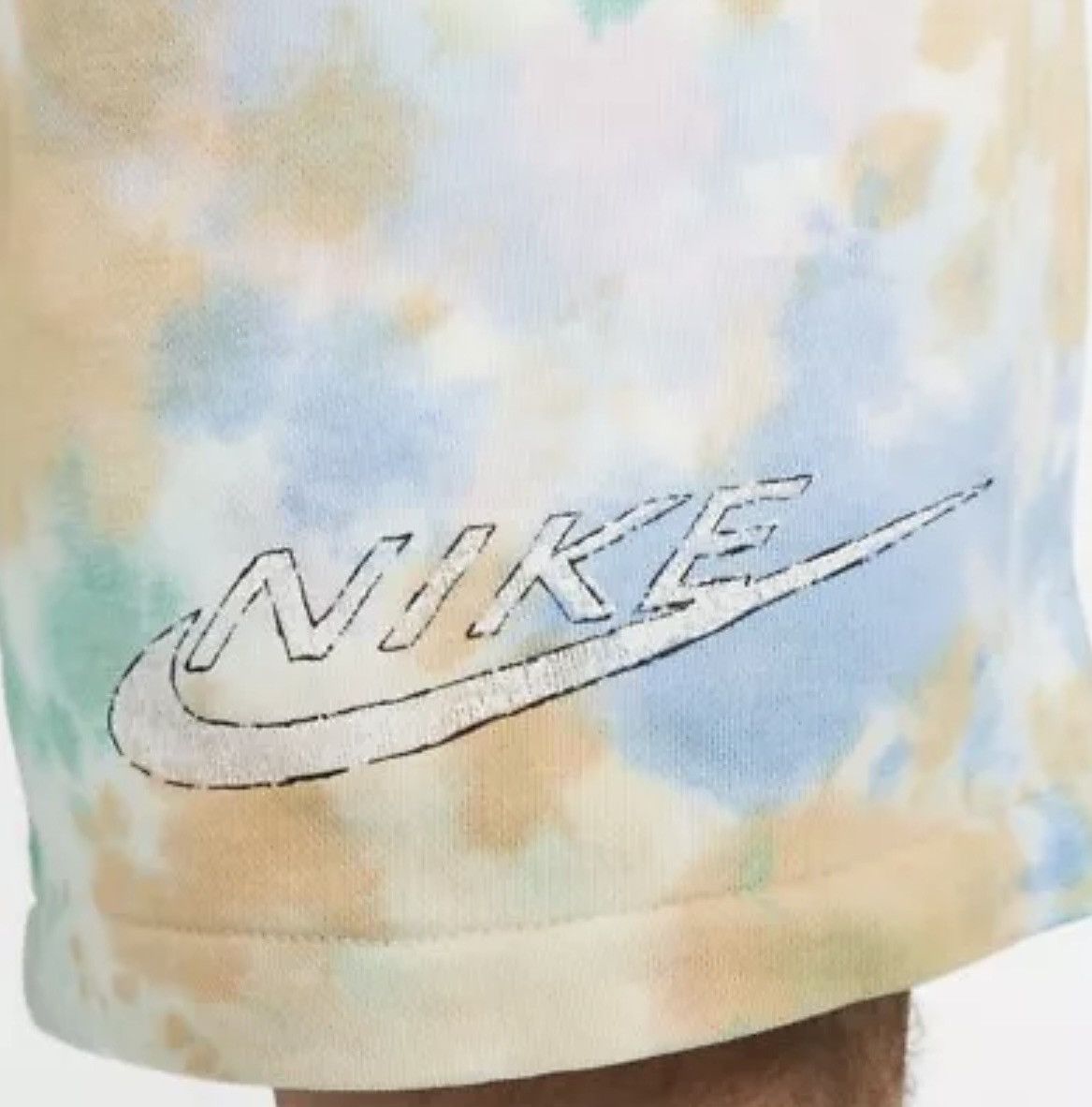 Nike Nike Men's Sportswear Club+ French Terry Bold-Dye Shorts Size US 30 / EU 46 - 4 Thumbnail