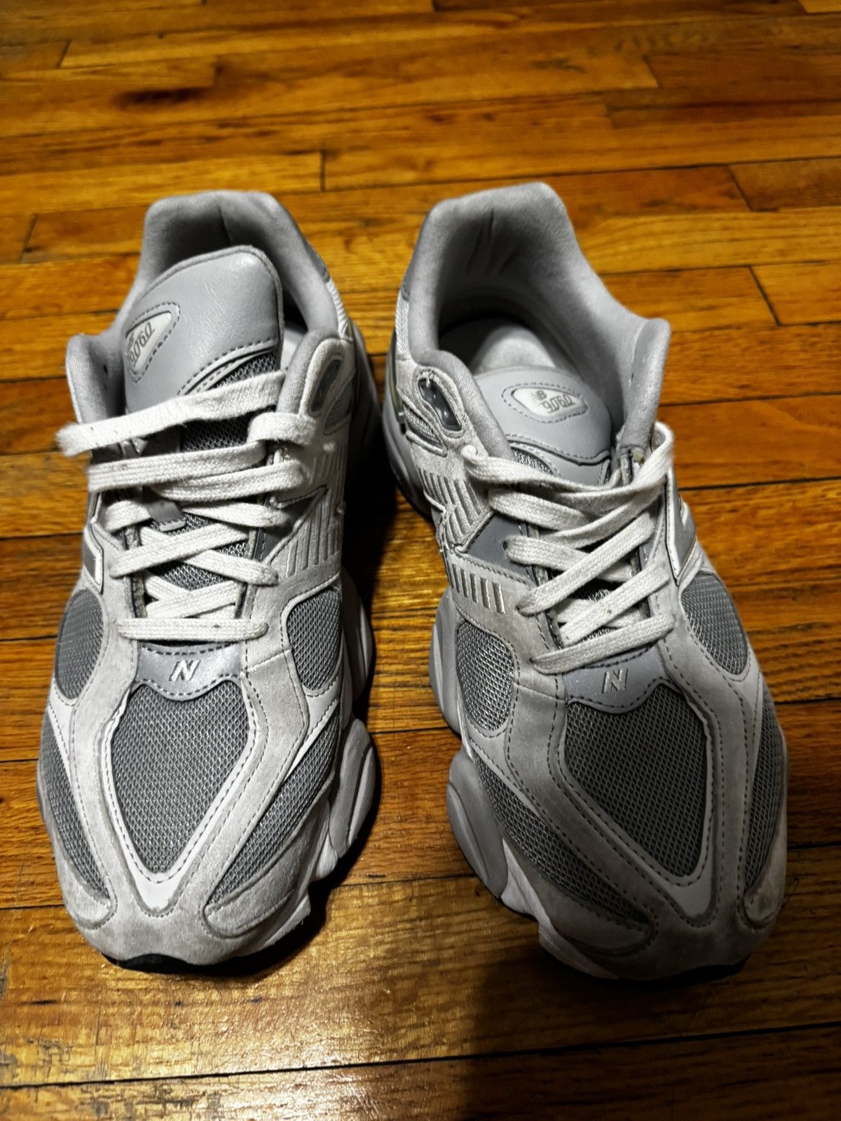 New balance gray shoes