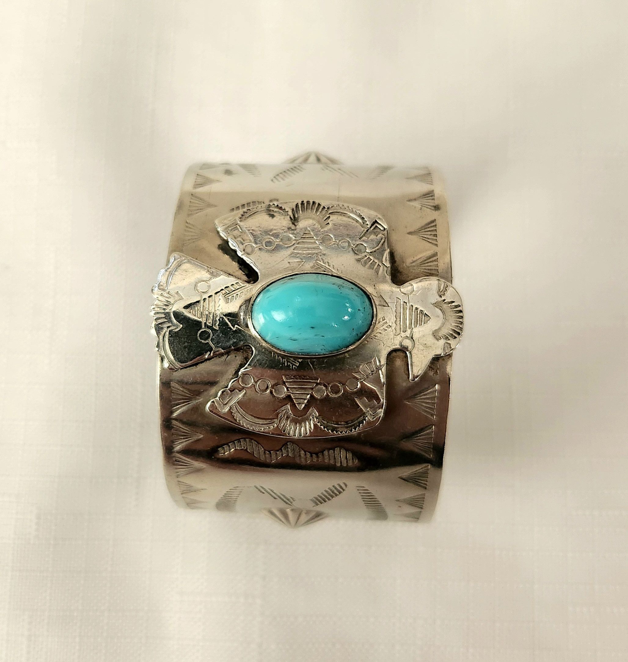Other Native American Silver color Faux Turquoise Cuff Bracelet Size ONE SIZE - 5 Thumbnail
