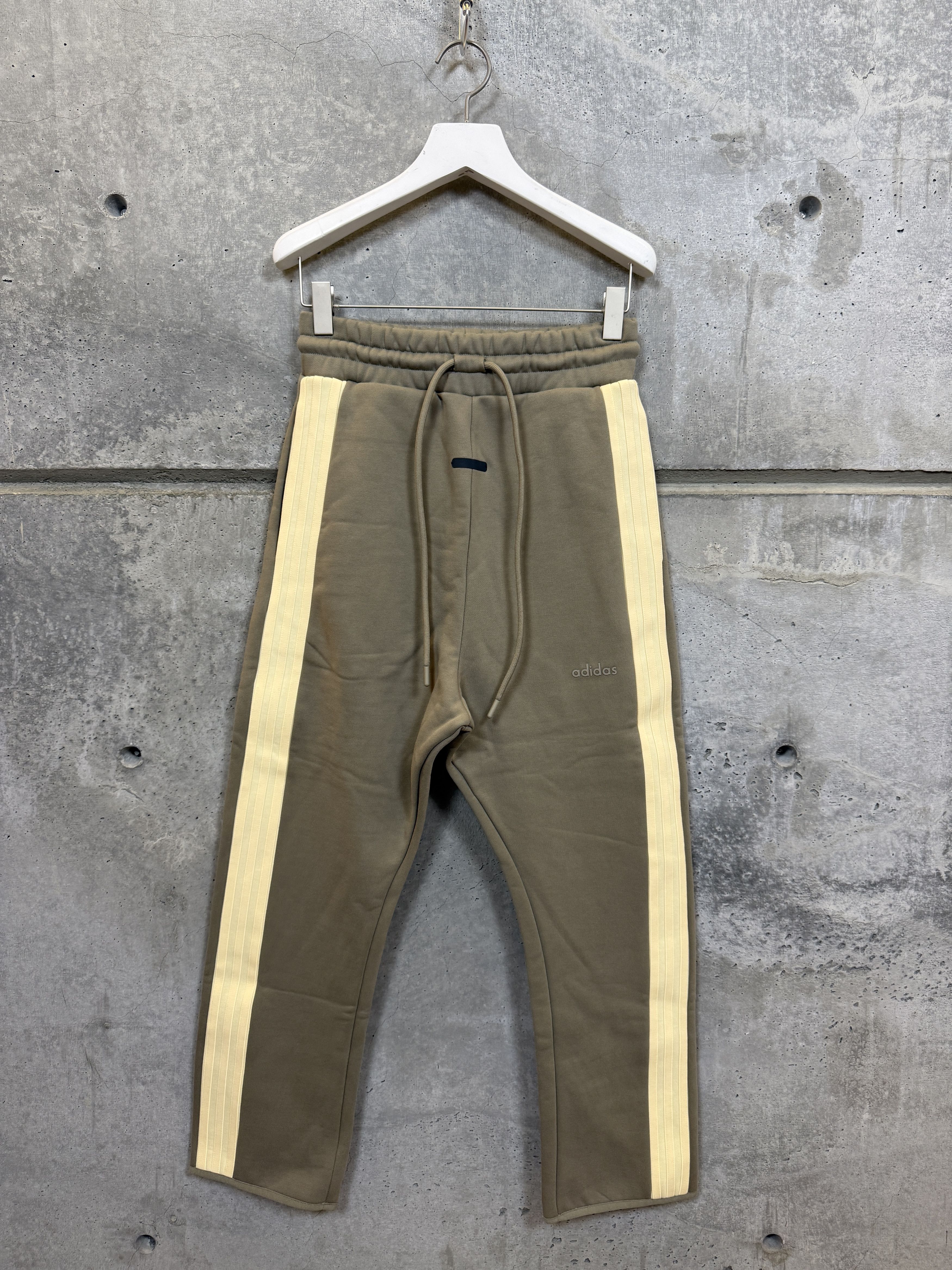 Adidas × Fear of God $200 Adidas x Fear of God Athletics Sweatpants Size US 26 / EU 42 - 4 Thumbnail