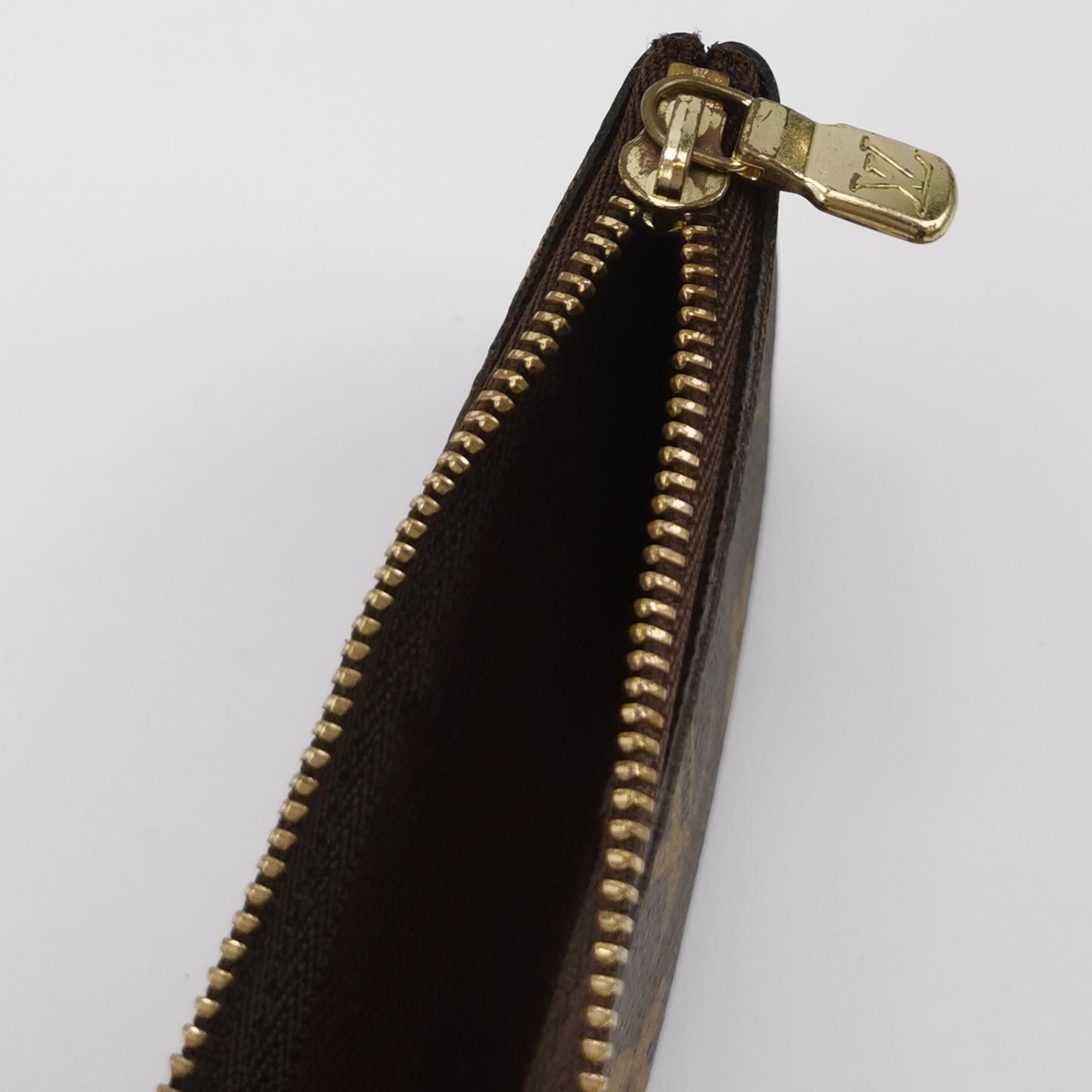 Louis Vuitton Louis Vuitton (LV) Monogram Print Zipper Coin Purse -y2506 Size ONE SIZE - 4 Thumbnail
