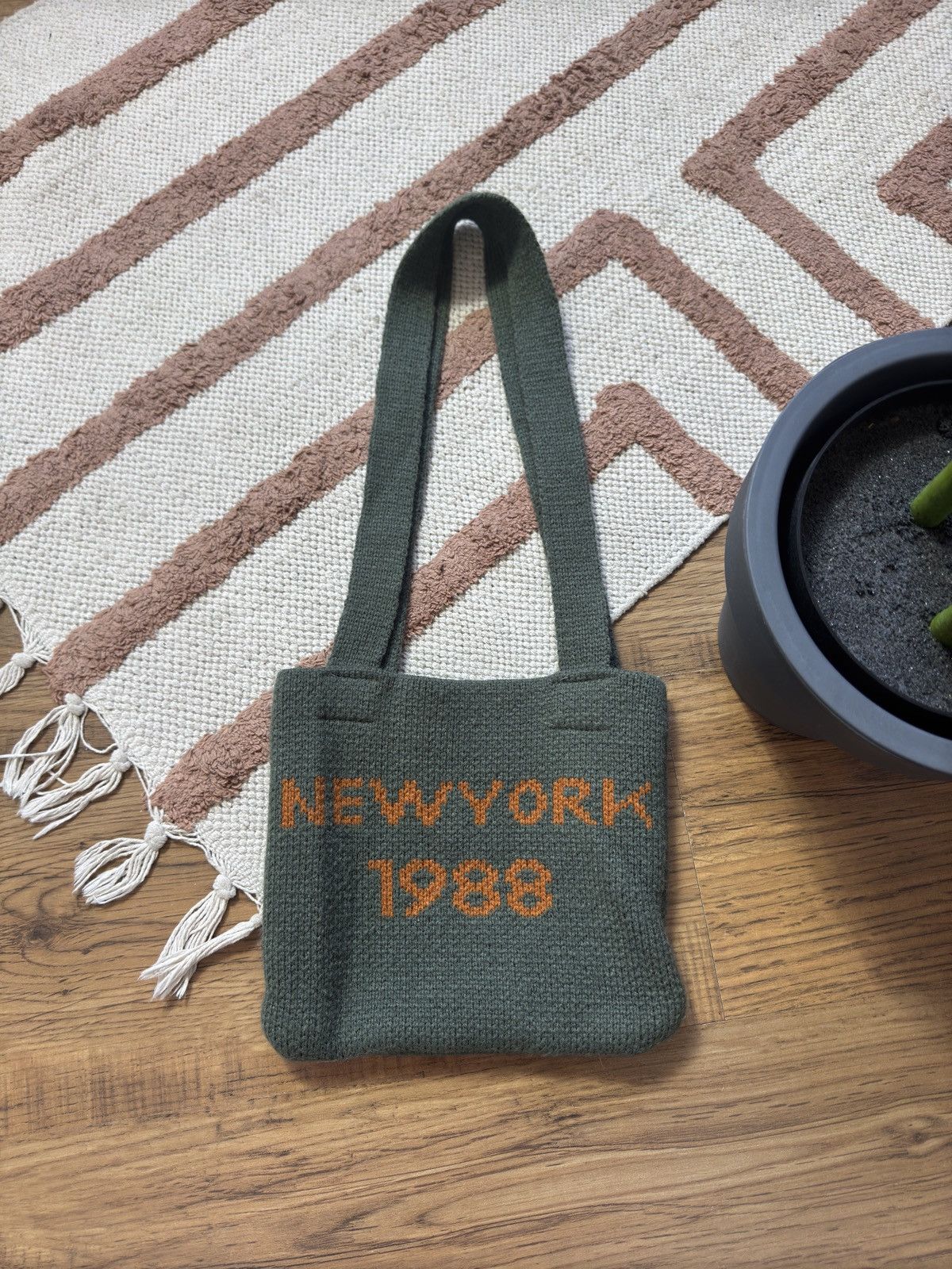 Vintage VINTAGE KNITTED NEW YORK RETRO BAG Size ONE SIZE - 2 Thumbnail