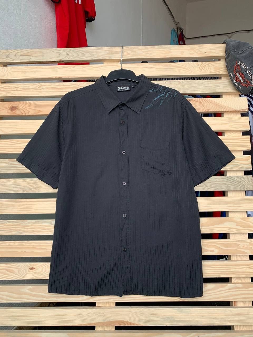 Billabong × Vintage Vintage Billabong Y2K Button Up Striped Shirt Graffiti Logo Size US L / EU 52-54 / 3 - 2 Thumbnail