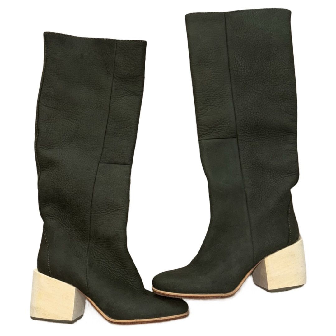 Rachel Comey Rachel Comey Fisk Boots in Green Nubuck Size US 6.5 / IT 36.5 - 1 Thumbnail