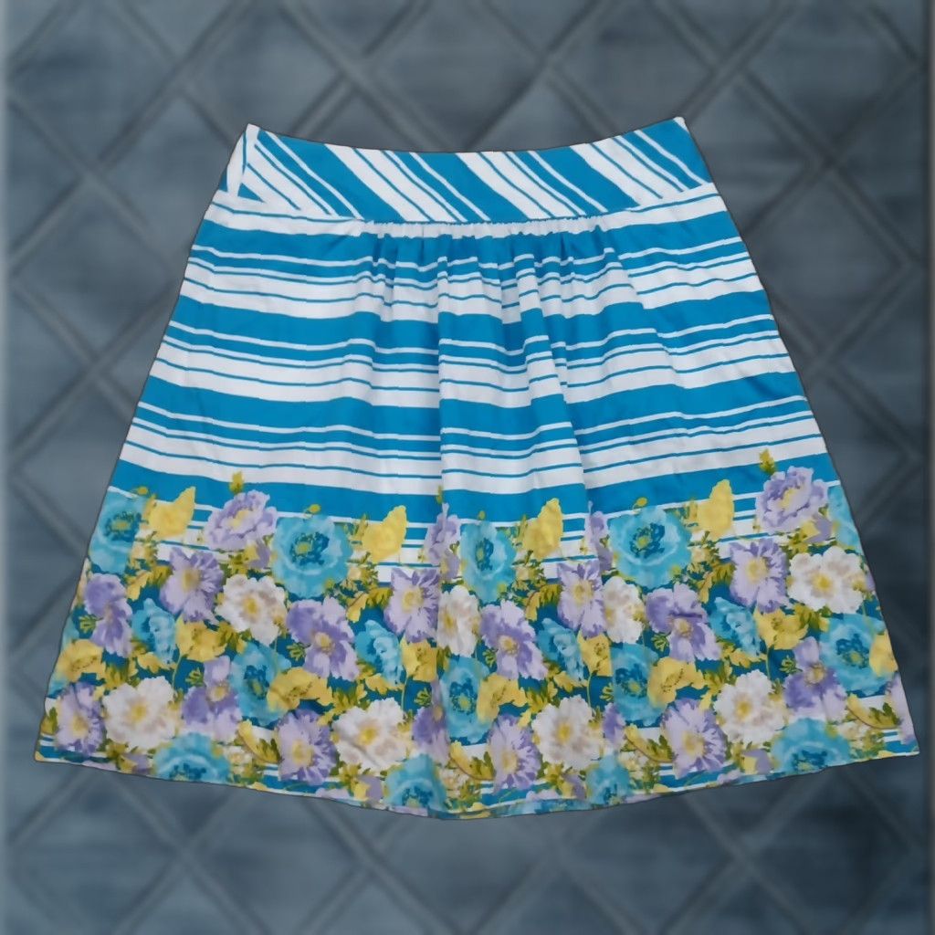 Talbots Talbots Skirt A-Line Women Knee Length Cotton Blue Floral 12 Zip Lined Size 34" / US 12 / IT 48 - 1 Thumbnail