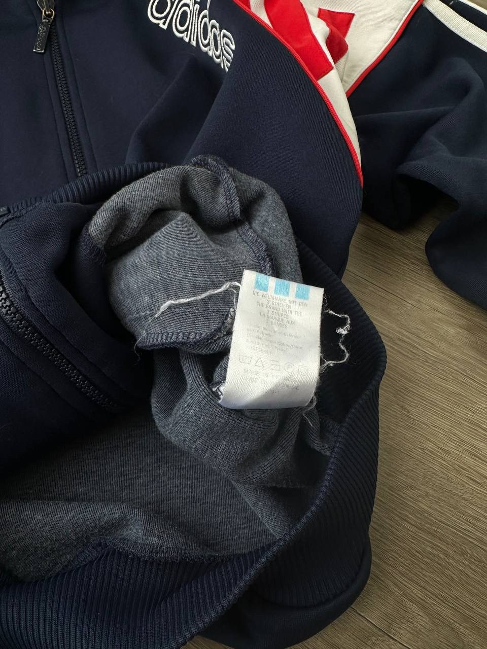 Adidas Vintage Adidas Sportswear Blue Distressed Full Zip Hoodie Size US S / EU 44-46 / 1 - 10 Thumbnail