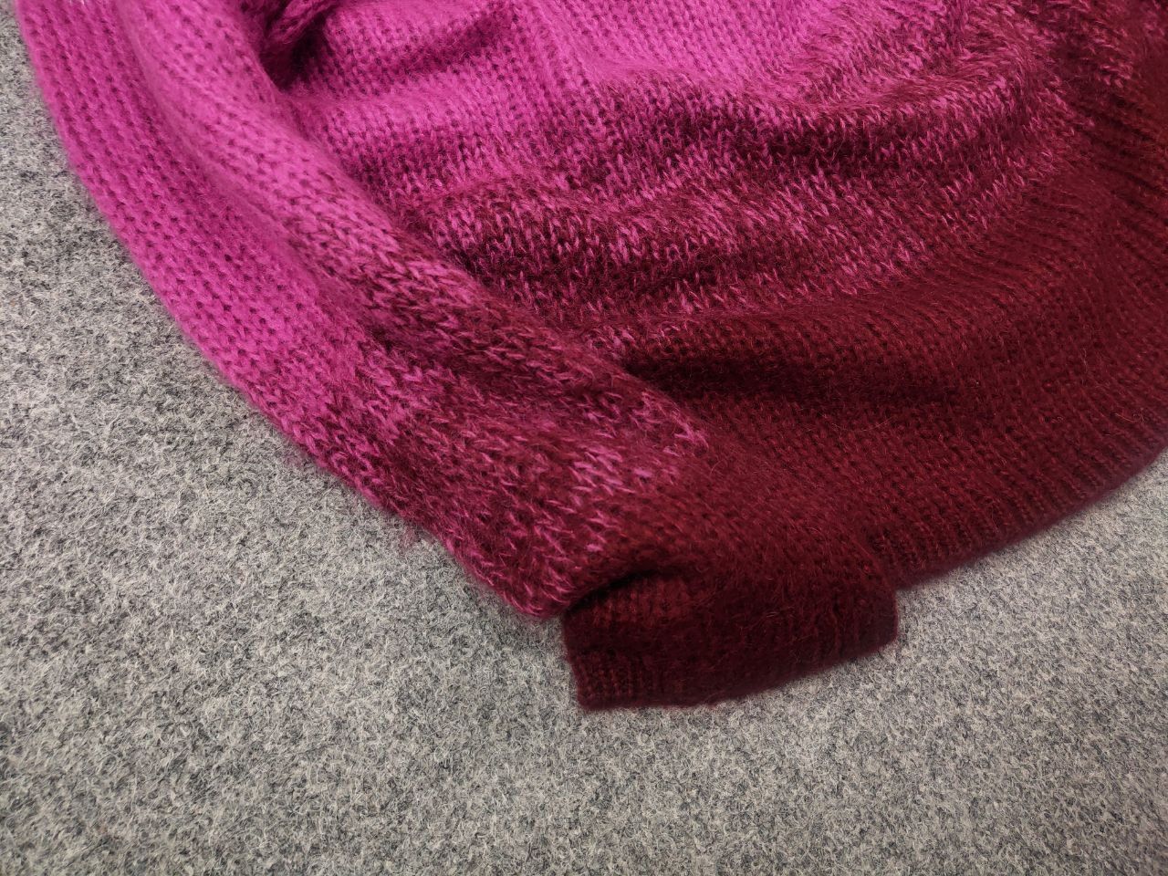 Handmade Vintage 90s Handmade Knit sweater Crew Neck Wool Blend Fuzzy Size L / US 10 / IT 46 - 6 Thumbnail