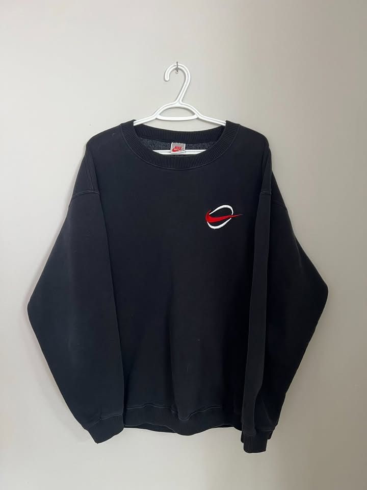 Nike Vintage 80s Nike Swoosh Silver Tag Crewneck Sweatshirt Size US XL / EU 56 / 4 - 1 Thumbnail