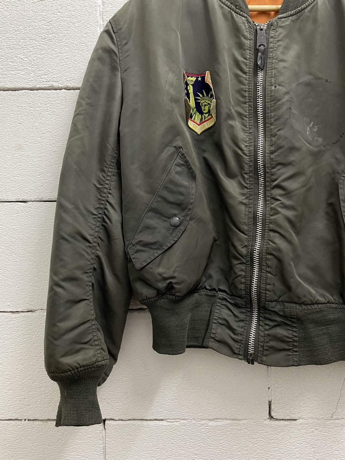 Alpha Industries VINTAGE ALPHA INDUSTRIES MA1 USAF BOMBER REVERSIBLE JACKET Size US XL / EU 56 / 4 - 4 Thumbnail