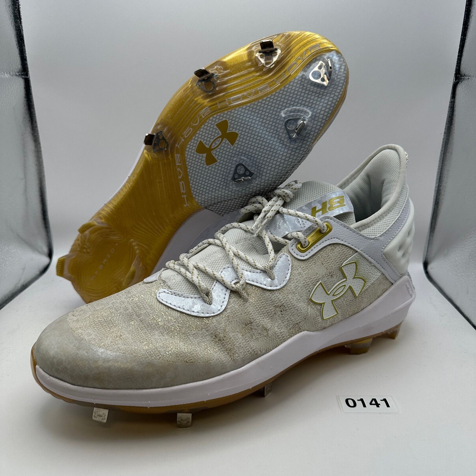 Under Armour UNDER ARMOUR Men's 15 Harper 8 Low GT White Metallic Gold Size US 15 / EU 48 - 1 Thumbnail
