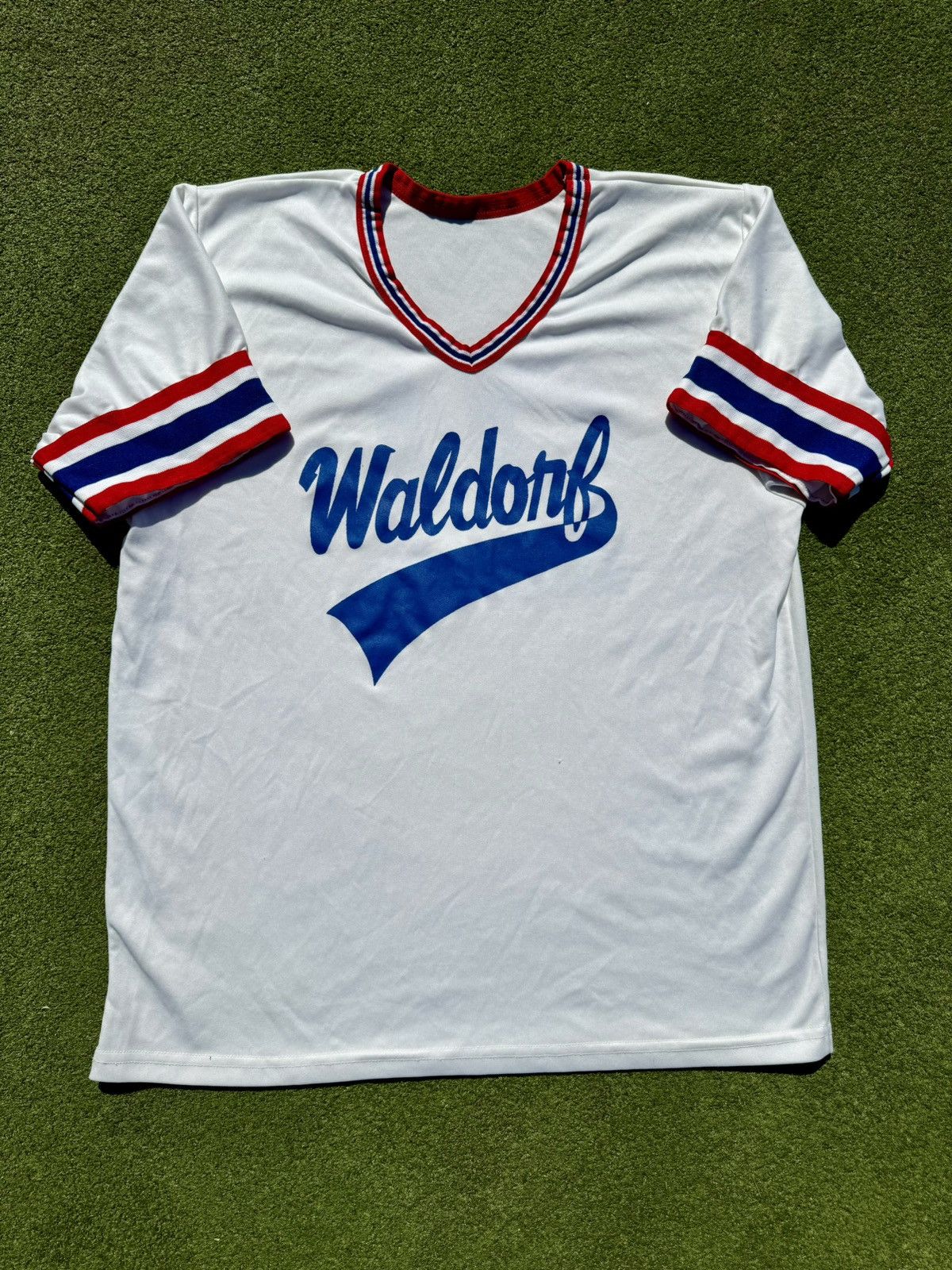 Vintage 1990’s Waldorf Vintage Luxury Jersey Size US M / EU 48-50 / 2 - 1 Thumbnail