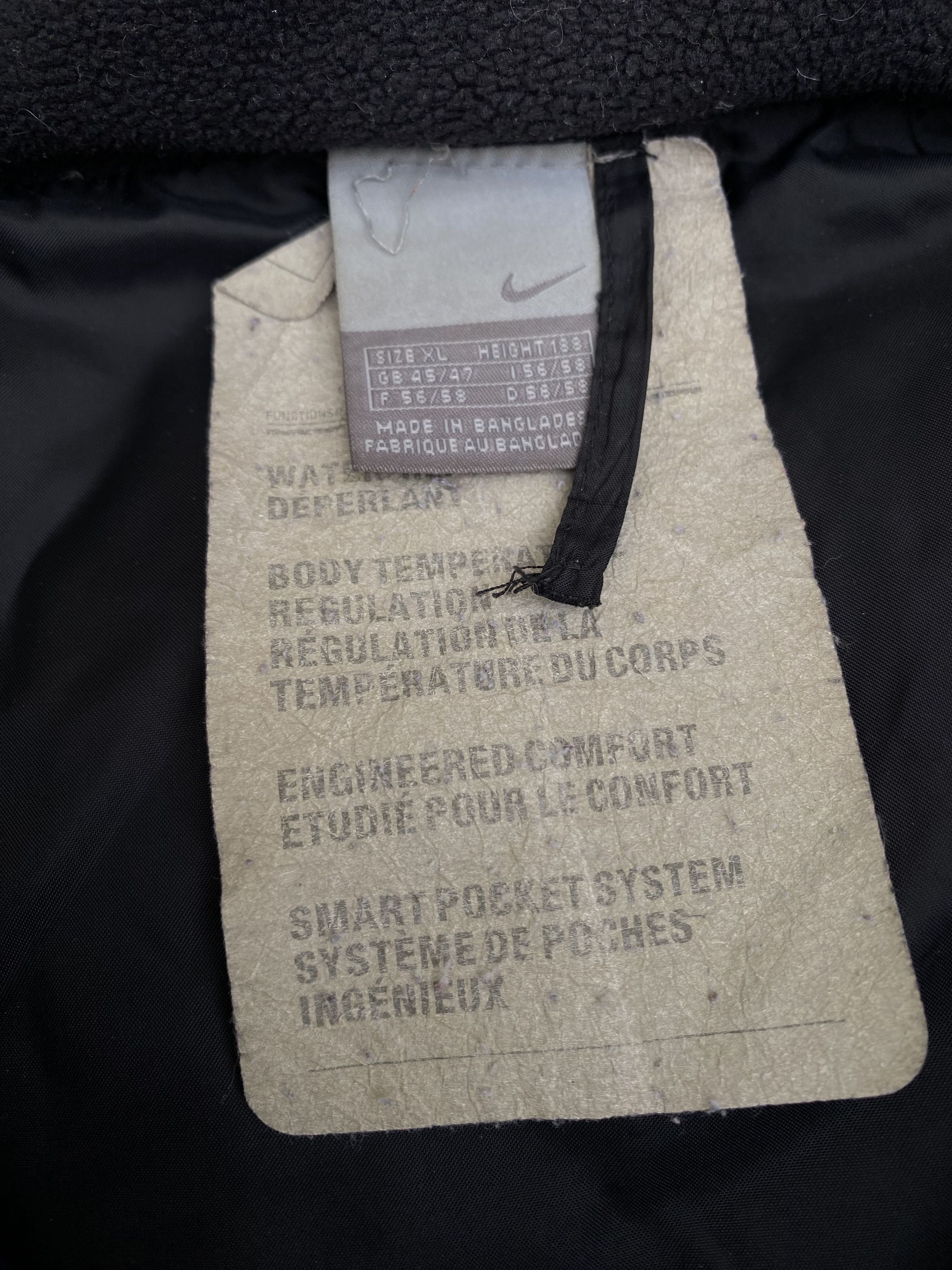 Nike Vintage Nike Down Vest y2k opium silvertag swoosh Size US XL / EU 56 / 4 - 9 Thumbnail