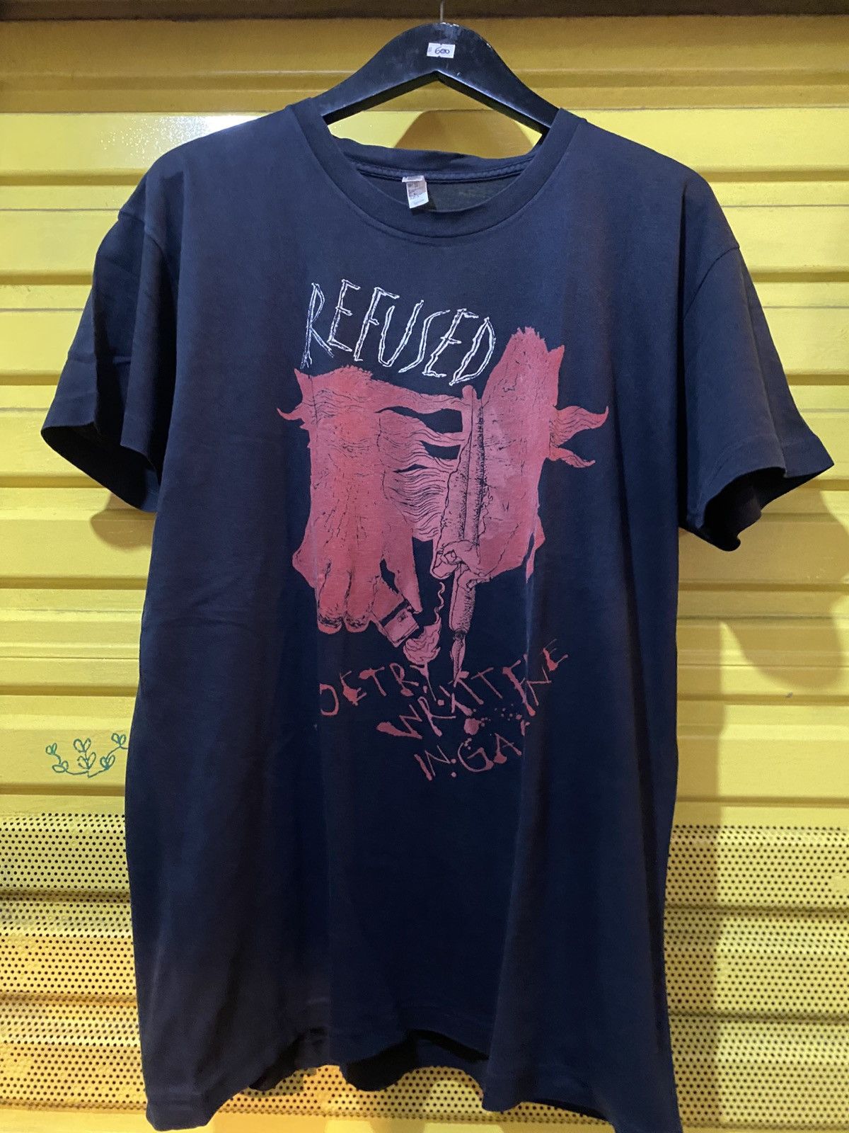 Band Tees Refused poetry written in gasoline Size US XL / EU 56 / 4 - 1 Thumbnail
