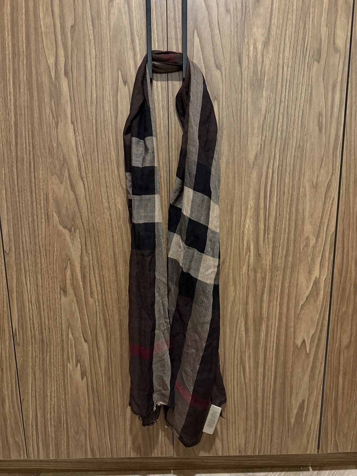 Burberry Burberry Classic Check Scarf Size ONE SIZE - 6 Thumbnail