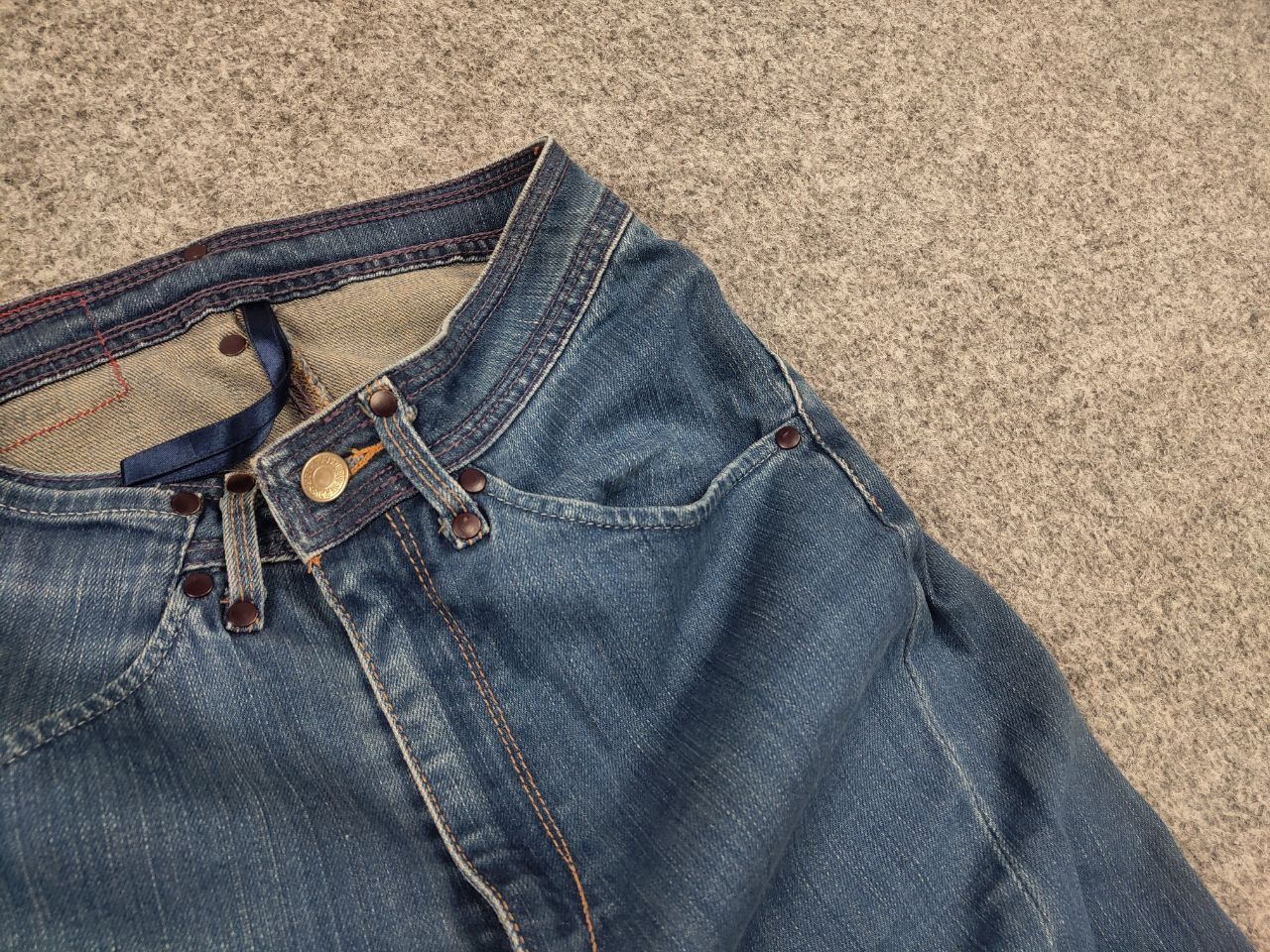 Levi's Vintage 90's Levi's Red Engineered Asymmetrical denim Skirt Size 26" / US 2 / IT 38 - 6 Thumbnail