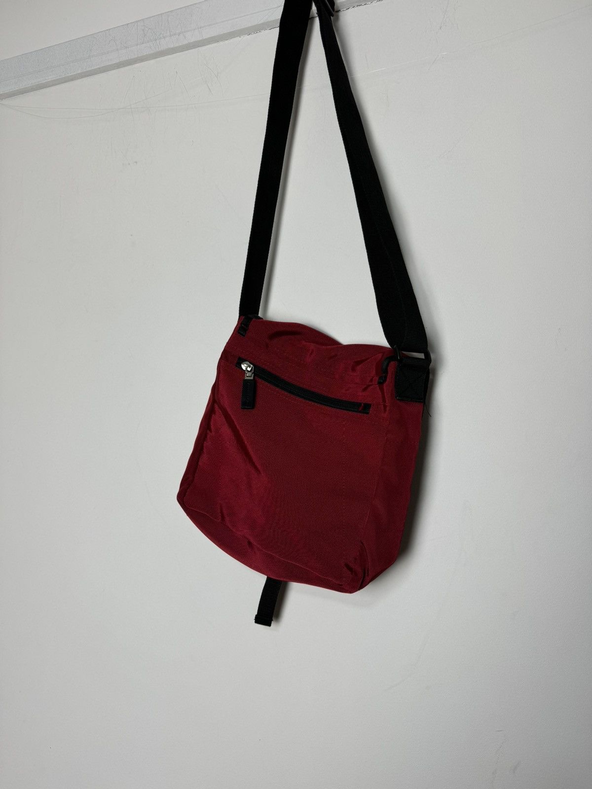 Ralph Lauren Ralph Sport Red Nylon Crossbody Bag Multi Pocket Y2K Style Size ONE SIZE - 7 Thumbnail