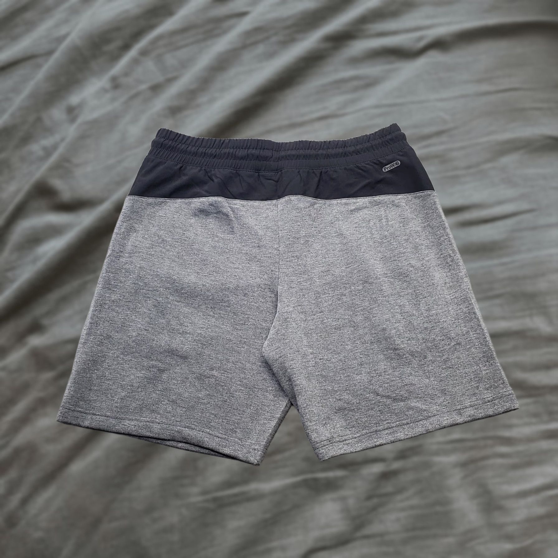Spyder Spyder Mens M Active Shorts Multi Comfort Stretch Fleece Lined Drawstring Waist Gray 8.5 Inseam Pockets Size US 31 - 1 Thumbnail