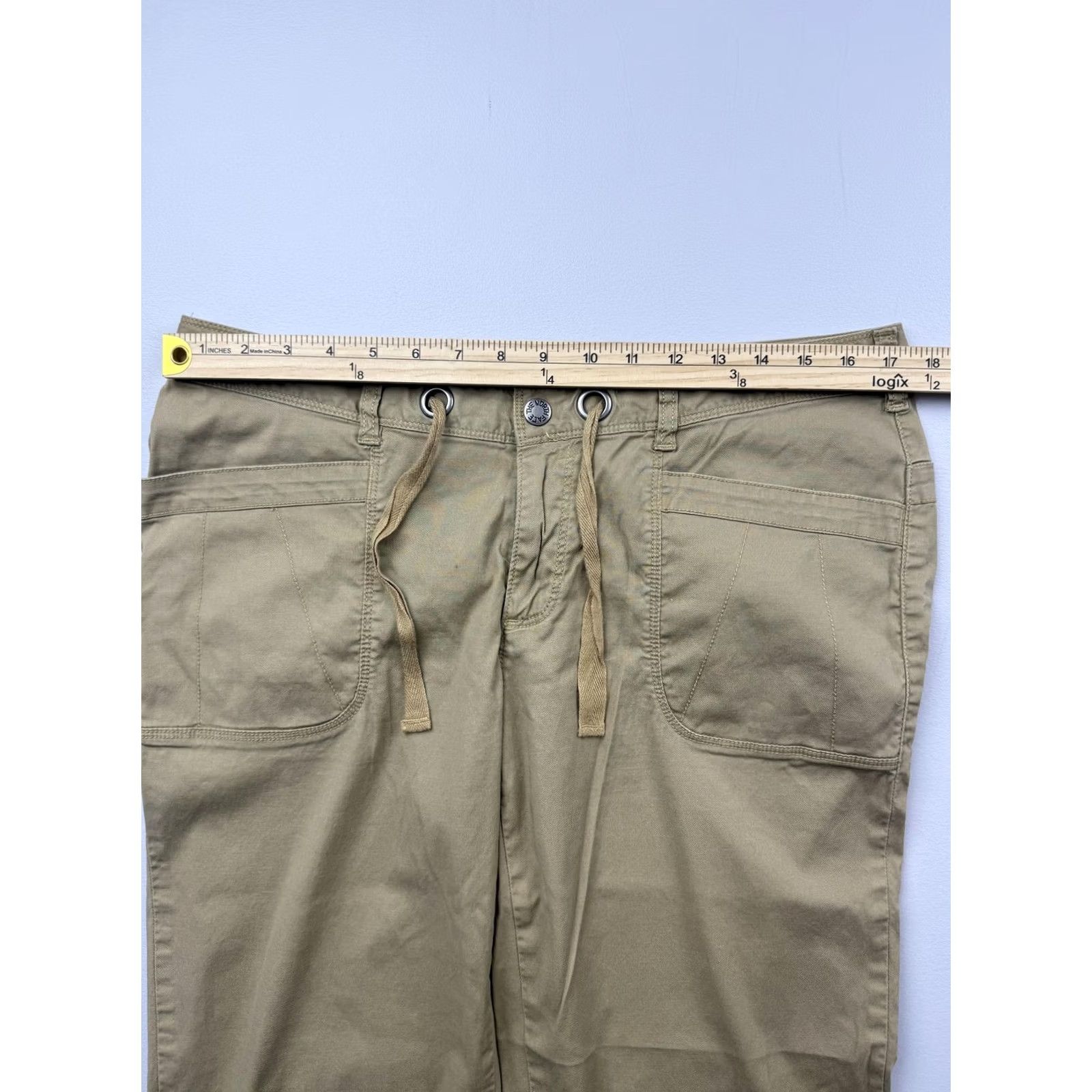 The North Face The North Face Pants Beige Twill Convertible Adjustable Waist Womens 12 Khakis Regular Stretch Pockets 31in Inseam Casual Travel Mens? Womens Size 34" / US 12 / IT 48 - 6 Thumbnail