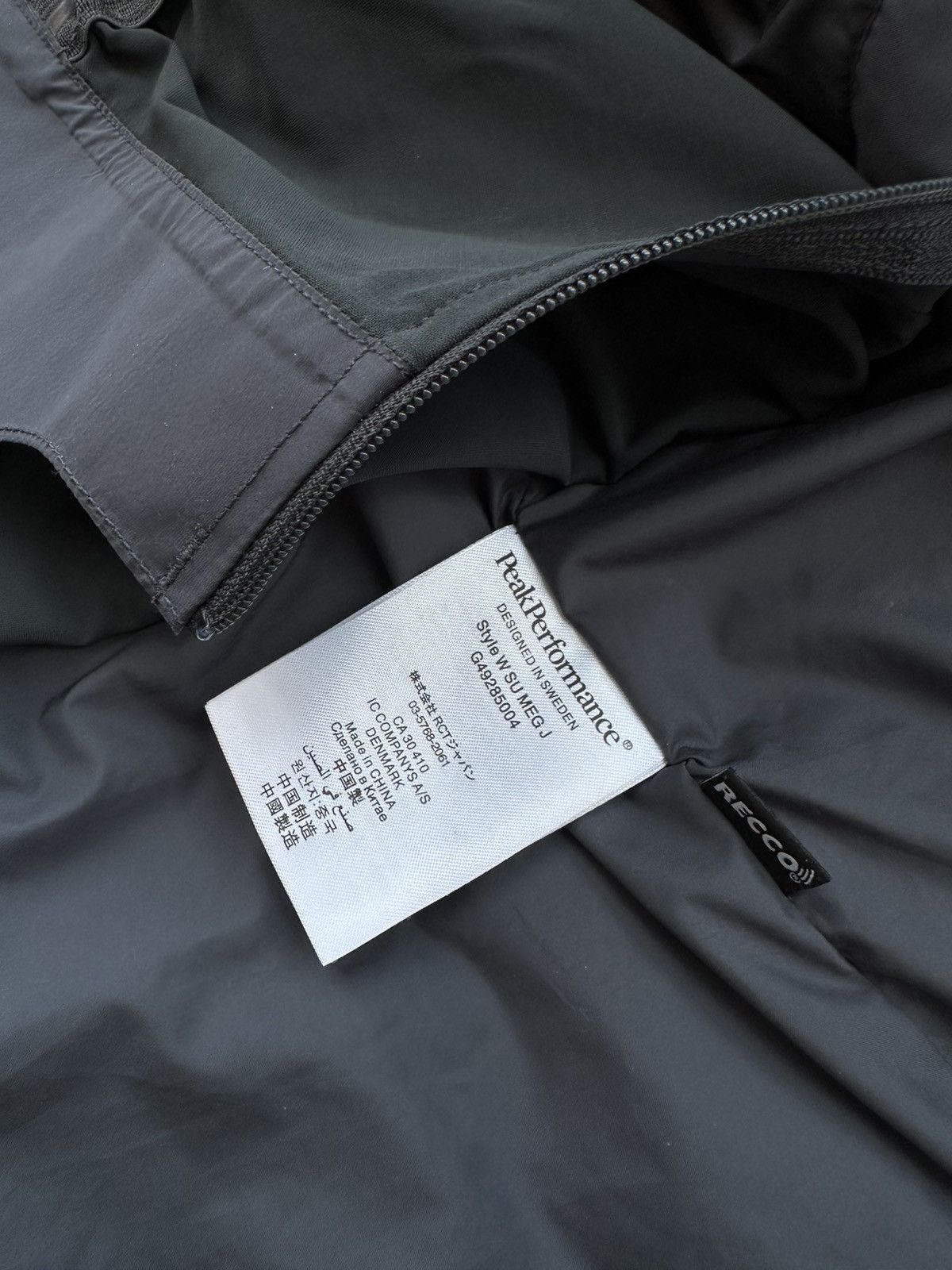 Peak Performance Peak Performance Women’s Su Meg Puffer Down Jacket RECCO Size S / US 4 / IT 40 - 6 Thumbnail