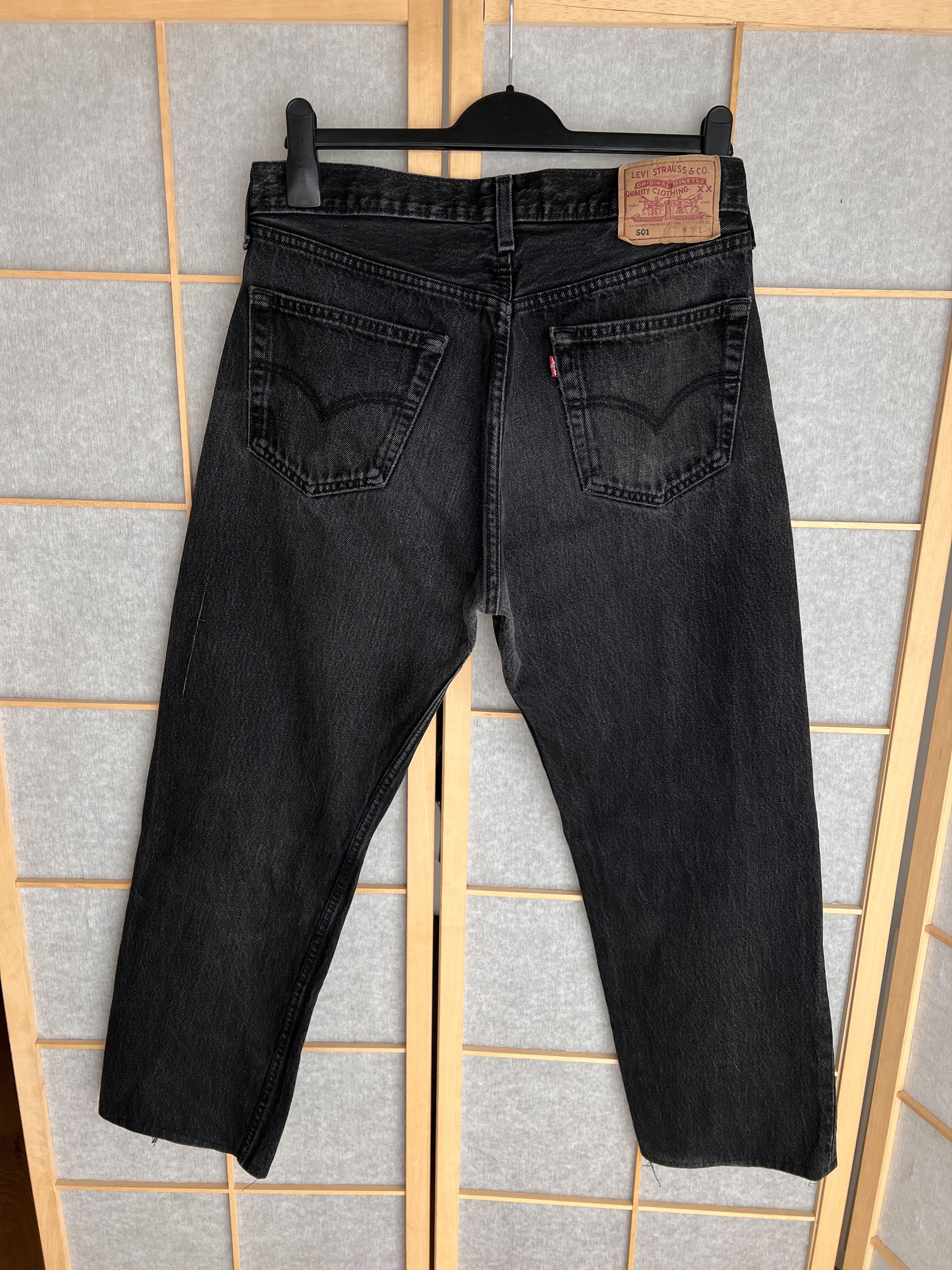 Levi's Levis 501 USA vintage 90s washed black denim jeans cropped Size US 34 / EU 50 - 17 Thumbnail