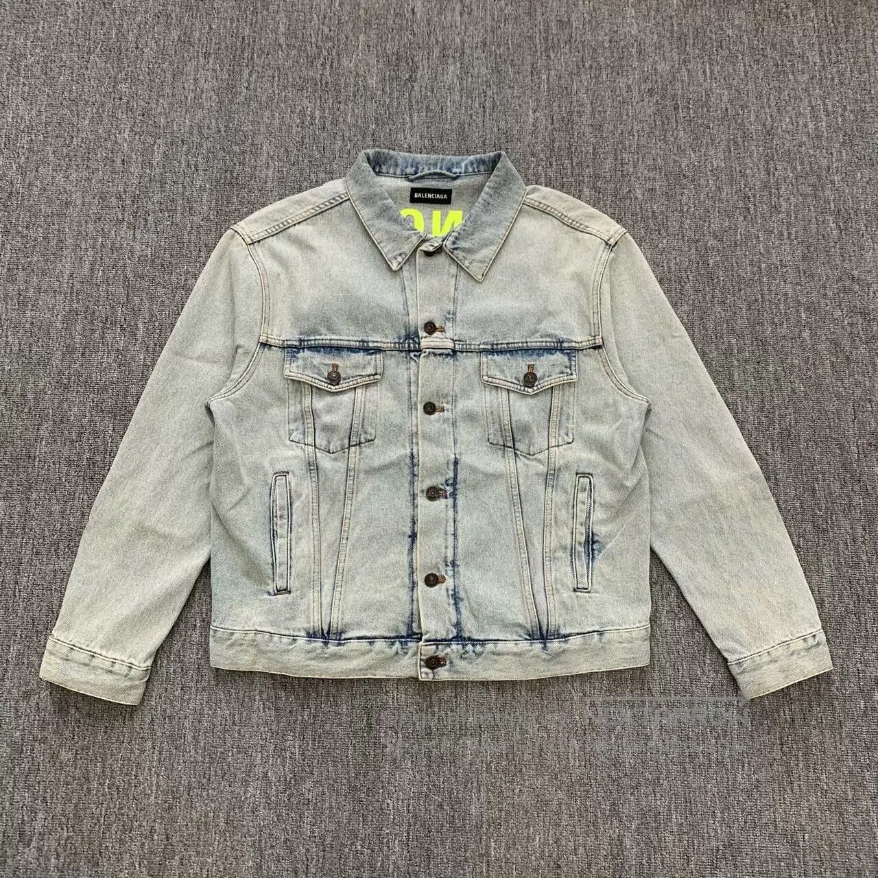 Balenciaga Balenciaga Logo Washed Denim Jacket. Size US L / EU 52-54 / 3 - 1 Thumbnail
