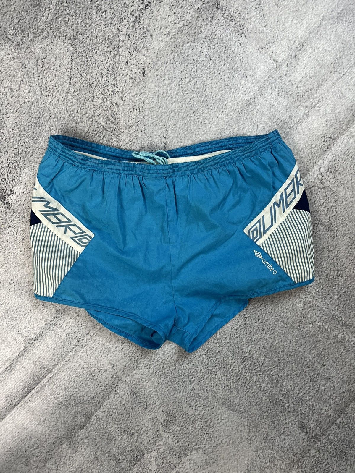 Umbro Vintage Umbro shorts Size US 31 - 1 Thumbnail