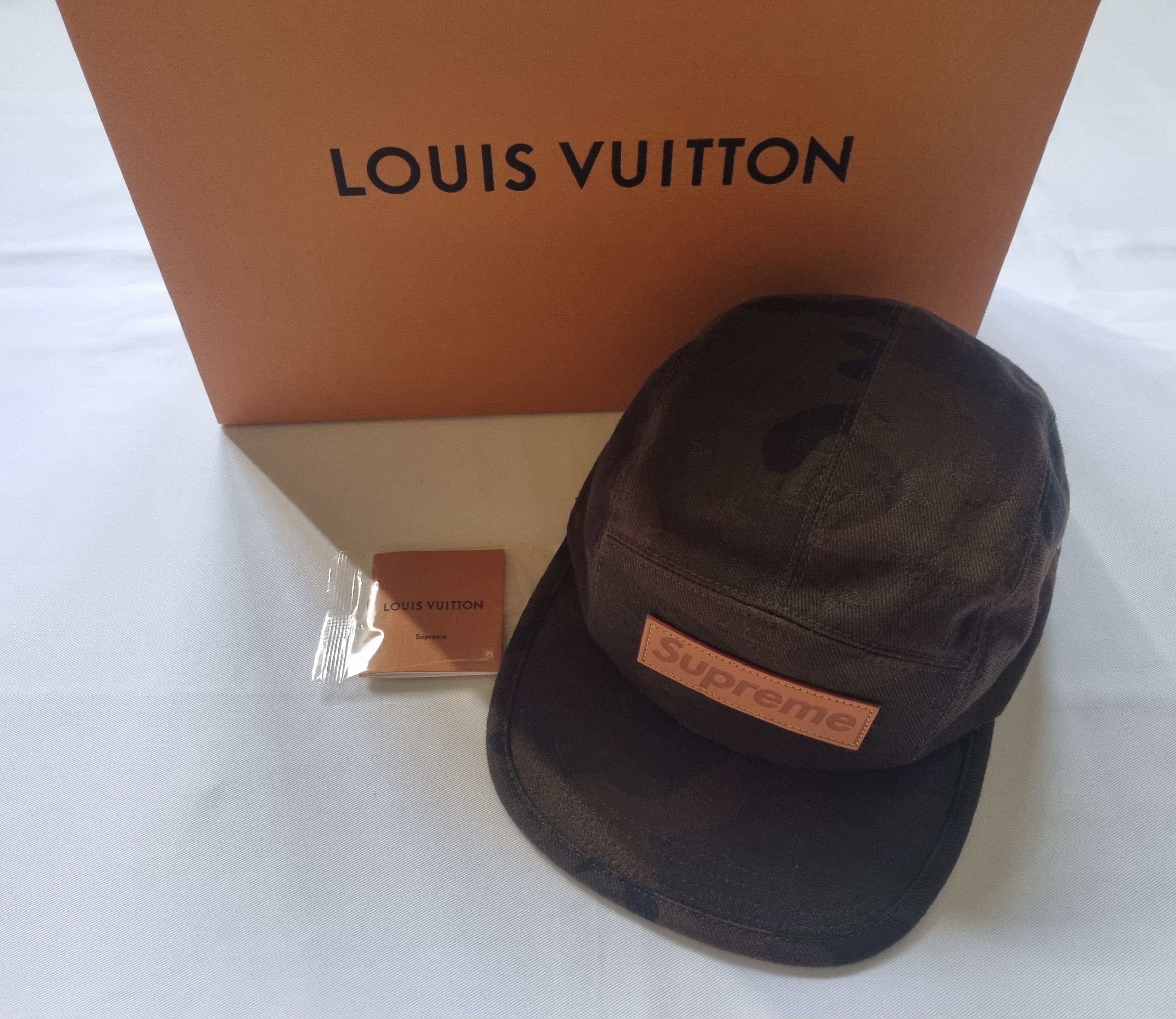 Louis Vuitton × Supreme Louis Vuitton Supreme Camouflage Monogram Camp Cap Size ONE SIZE - 18 Thumbnail