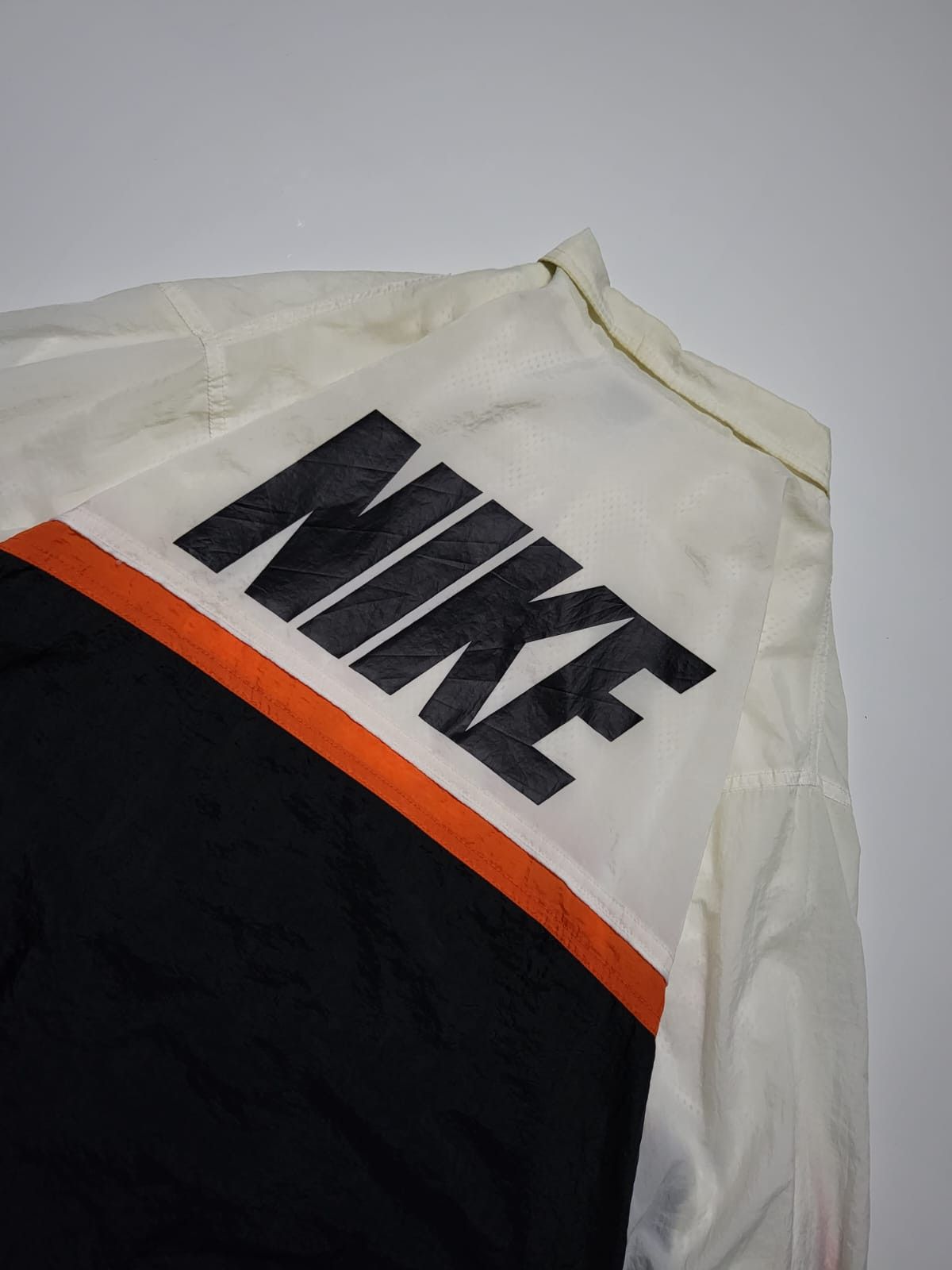 jaqueta nike throwback woven