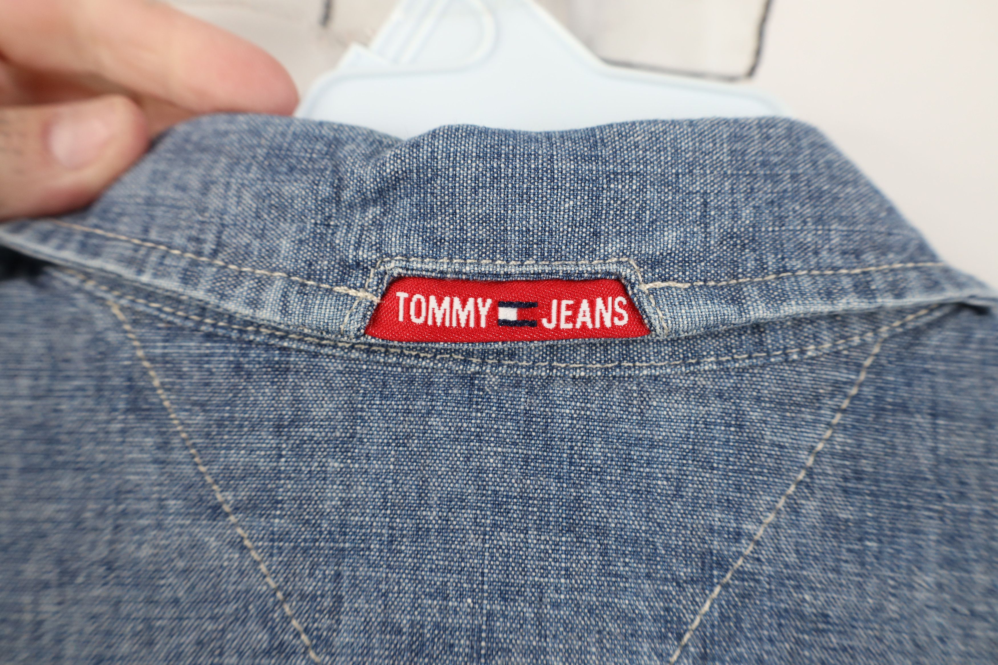 Tommy Hilfiger Vintage 90s Y2K Tommy Hilfiger Short Sleeve Button Shirt Size US M / EU 48-50 / 2 - 9 Thumbnail