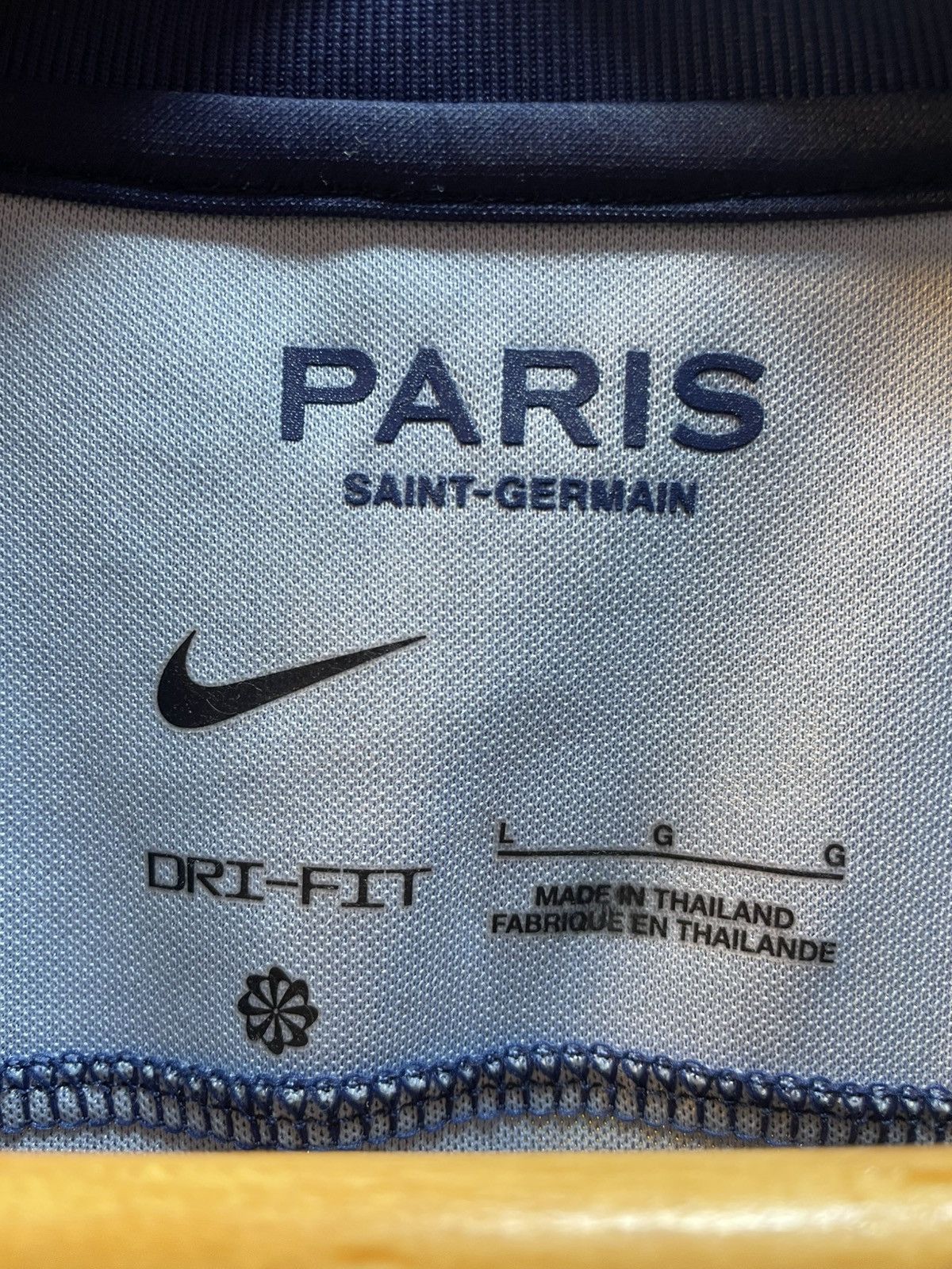 Nike × Vintage 2022-2023 Paris Saint-Germian MESSI 30 Home Kit Size US L / EU 52-54 / 3 - 4 Thumbnail