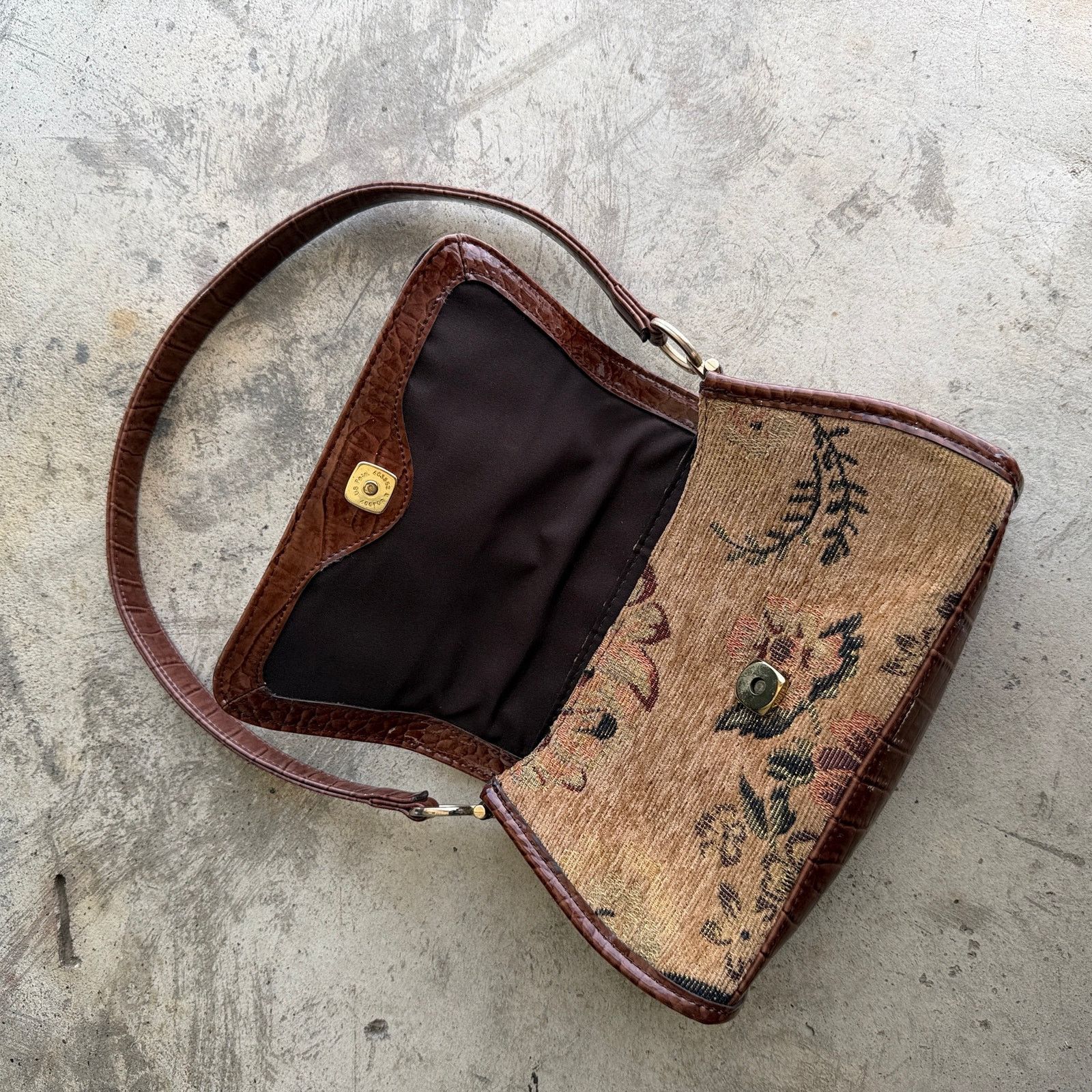 Liz Claiborne Vintage y2k Brown Faux Croc and Floral Tapestry Shoulder Bag Size ONE SIZE - 4 Thumbnail