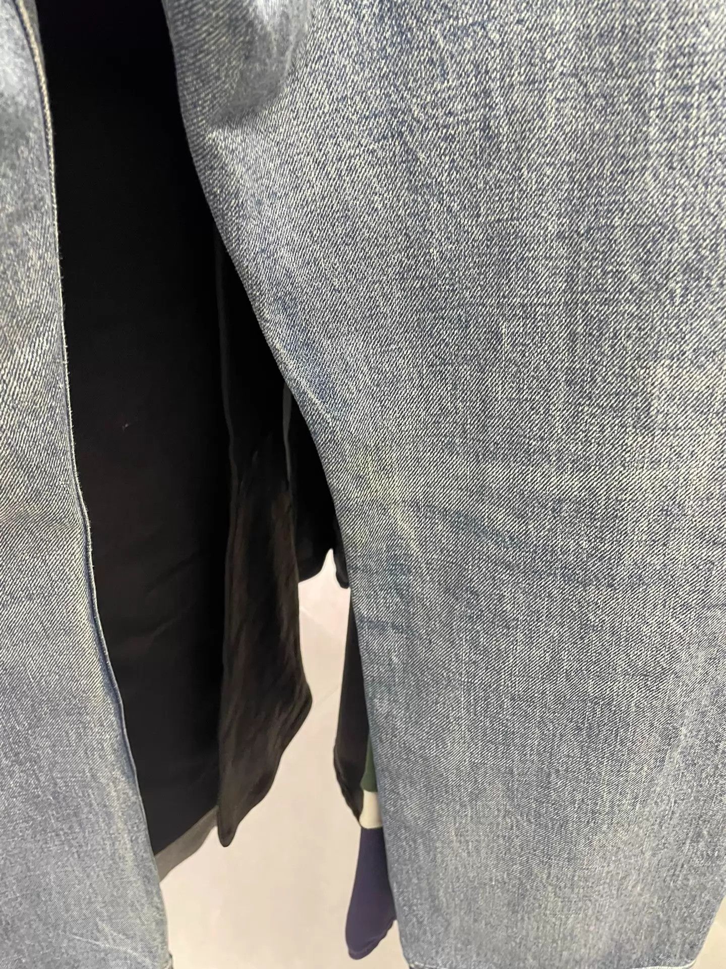 Celine Celine Women's Jeans Size 25 Minor Stain Size 25" / US 0 / IT 36 - 2 Thumbnail