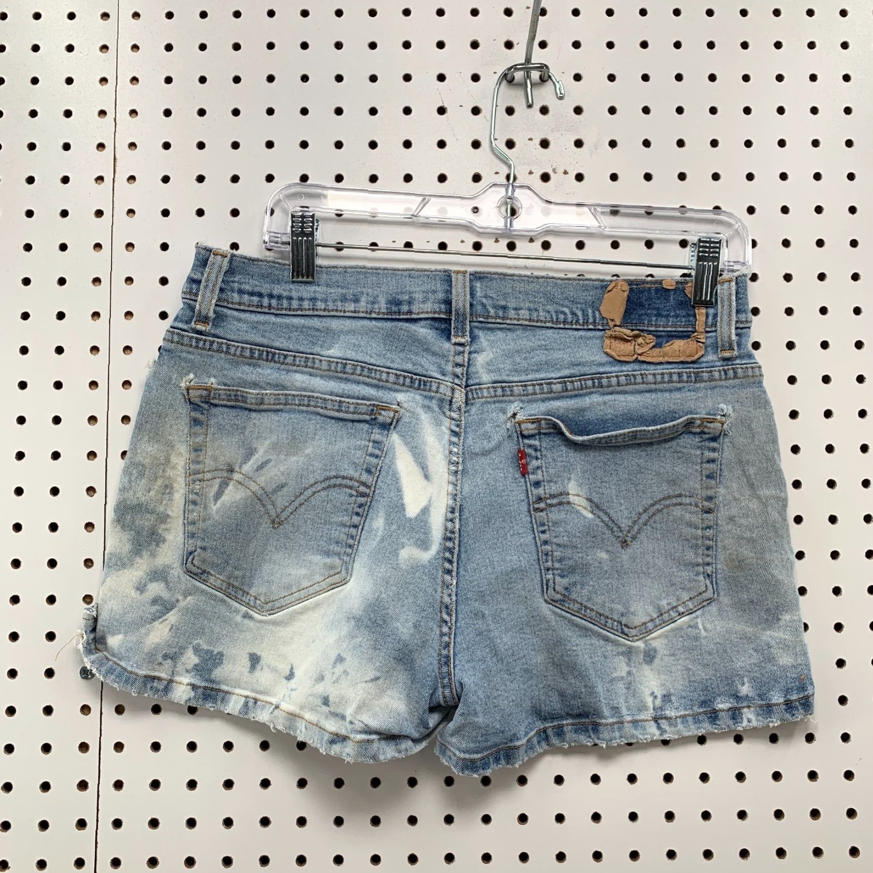 Levi's VINTAGE Levi's Denim Shorts Womens Size 13 Junior Light Wash Distressed 31x3 Fits Size 34" / US 12 / IT 48 - 6 Thumbnail